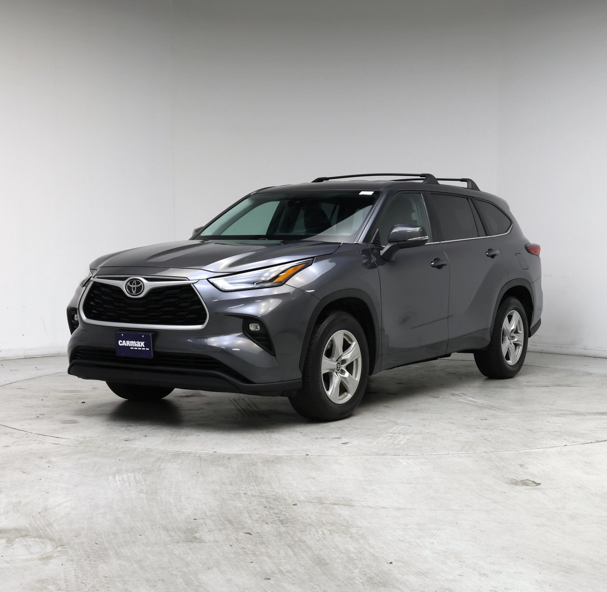 Thumbnail: 2023 Toyota Highlander - 4