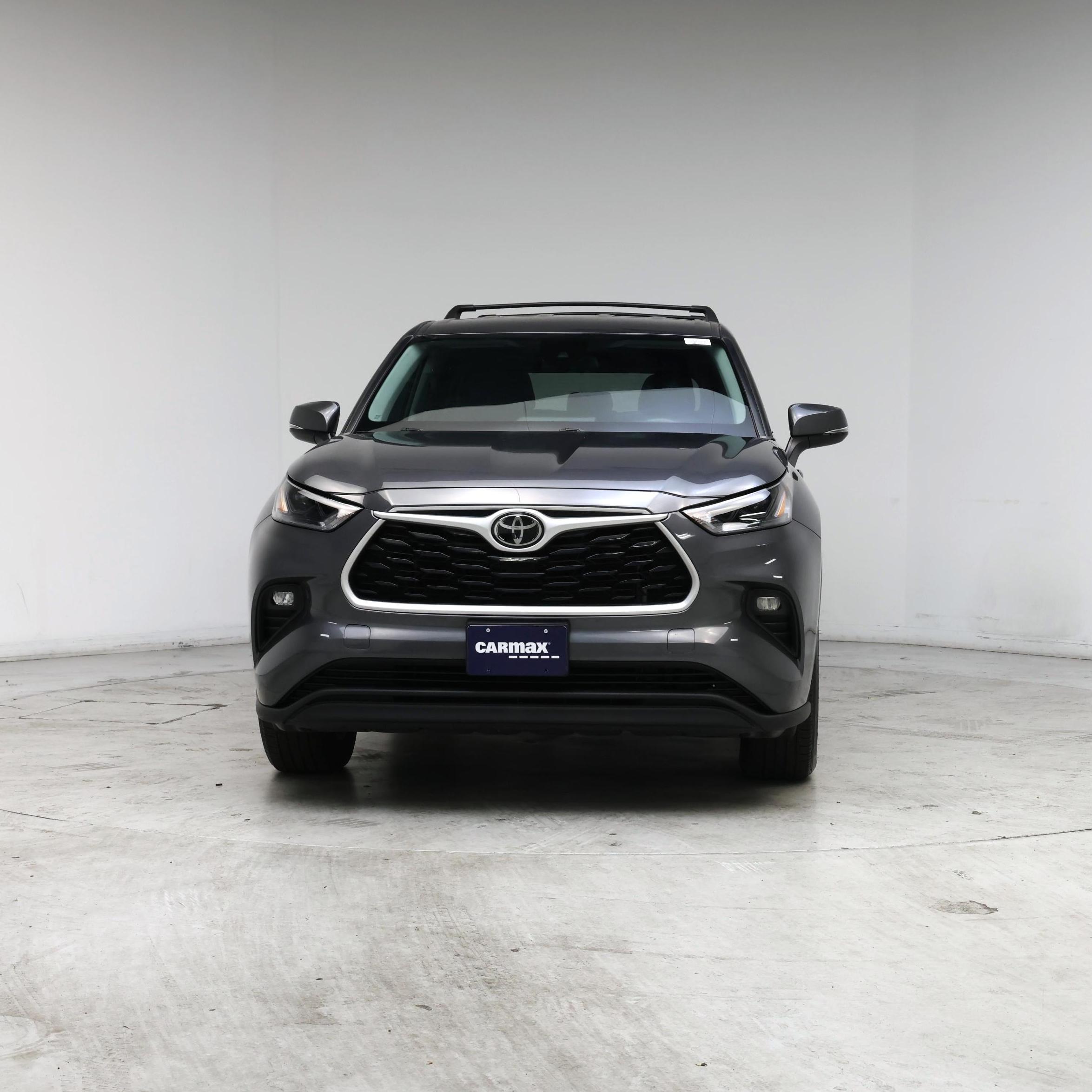 Thumbnail: 2023 Toyota Highlander - 5