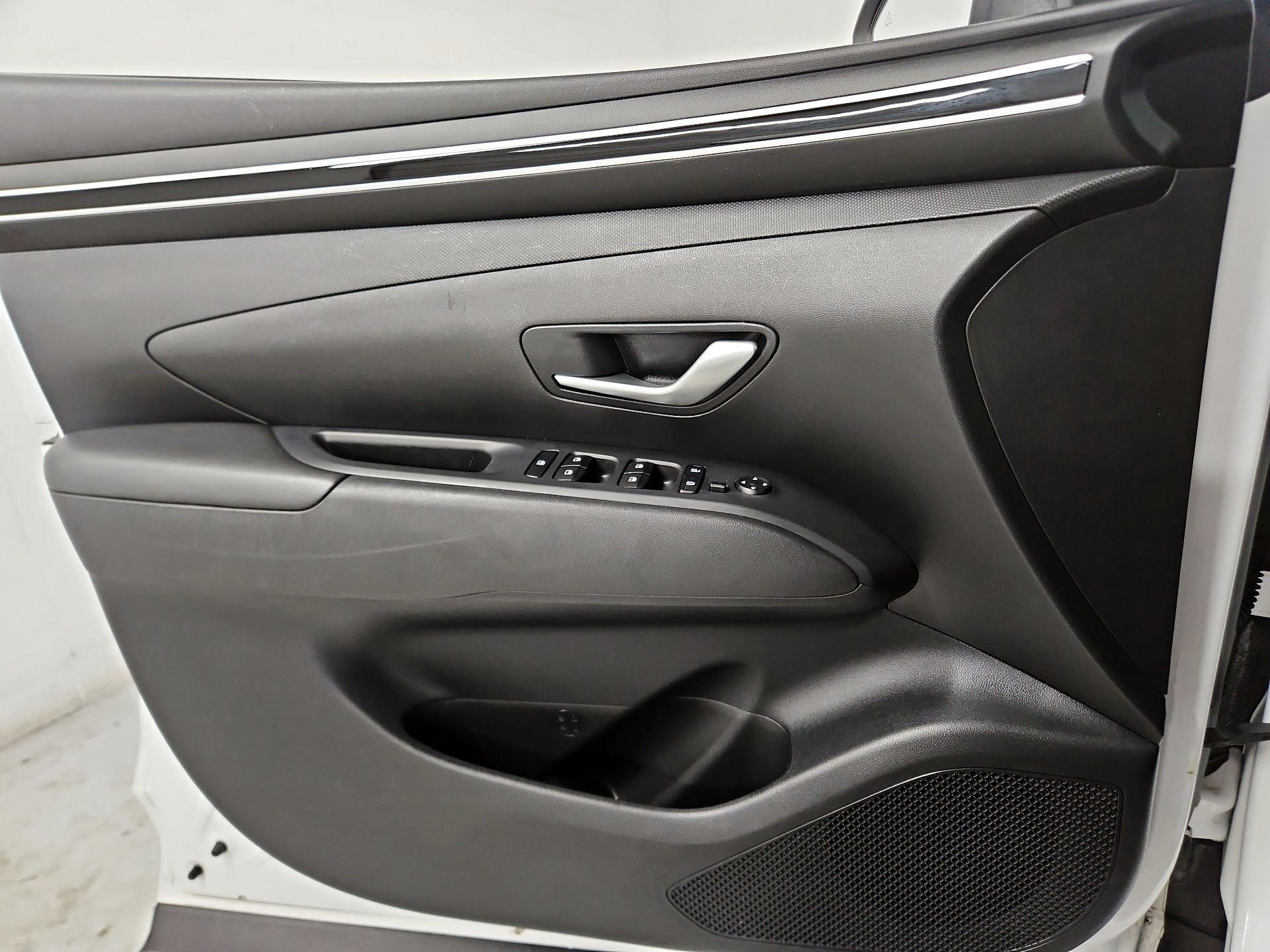 Thumbnail: 2023 Hyundai Tucson - 12