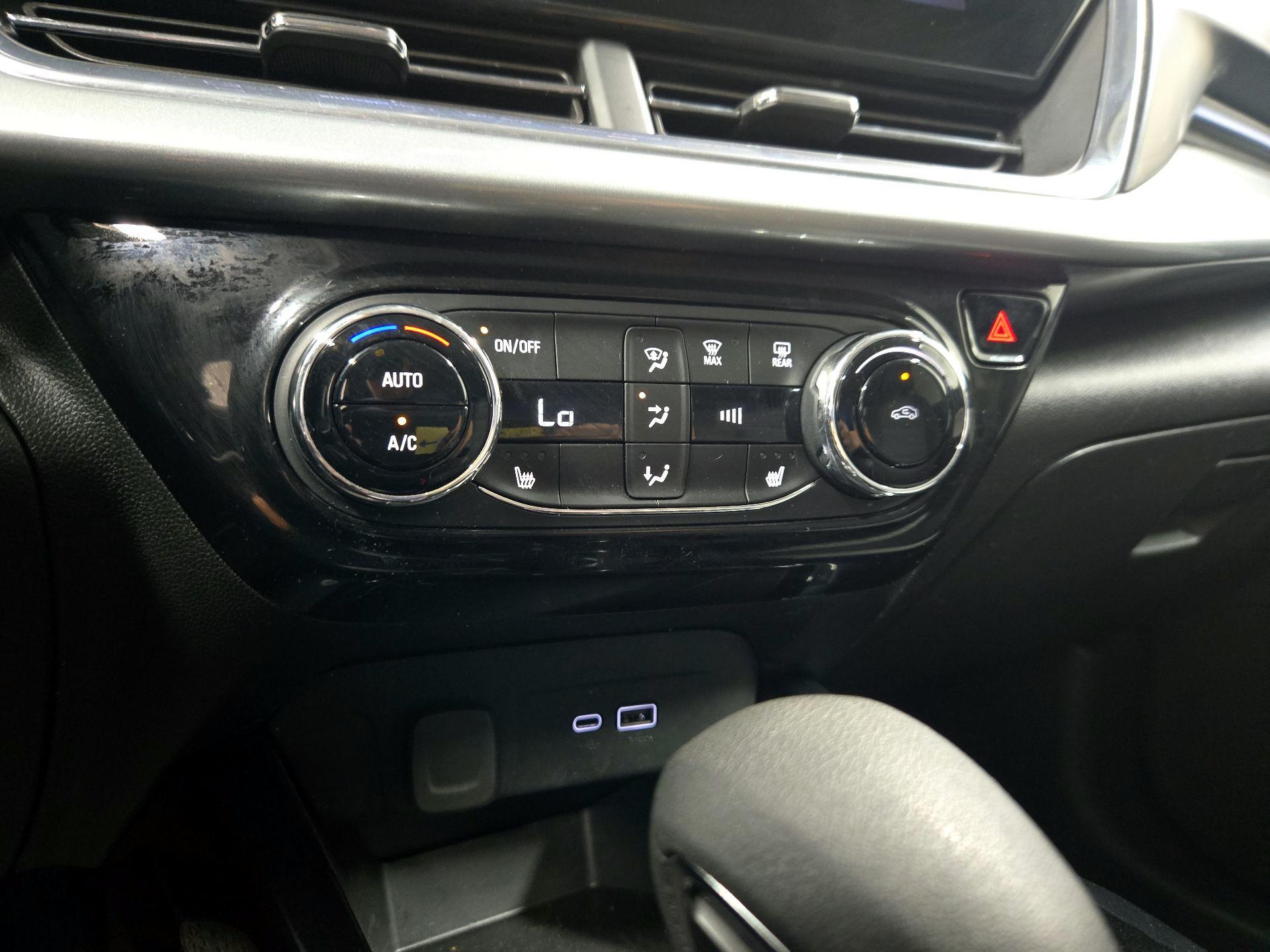 Thumbnail: 2024 Chevrolet Trax - 16