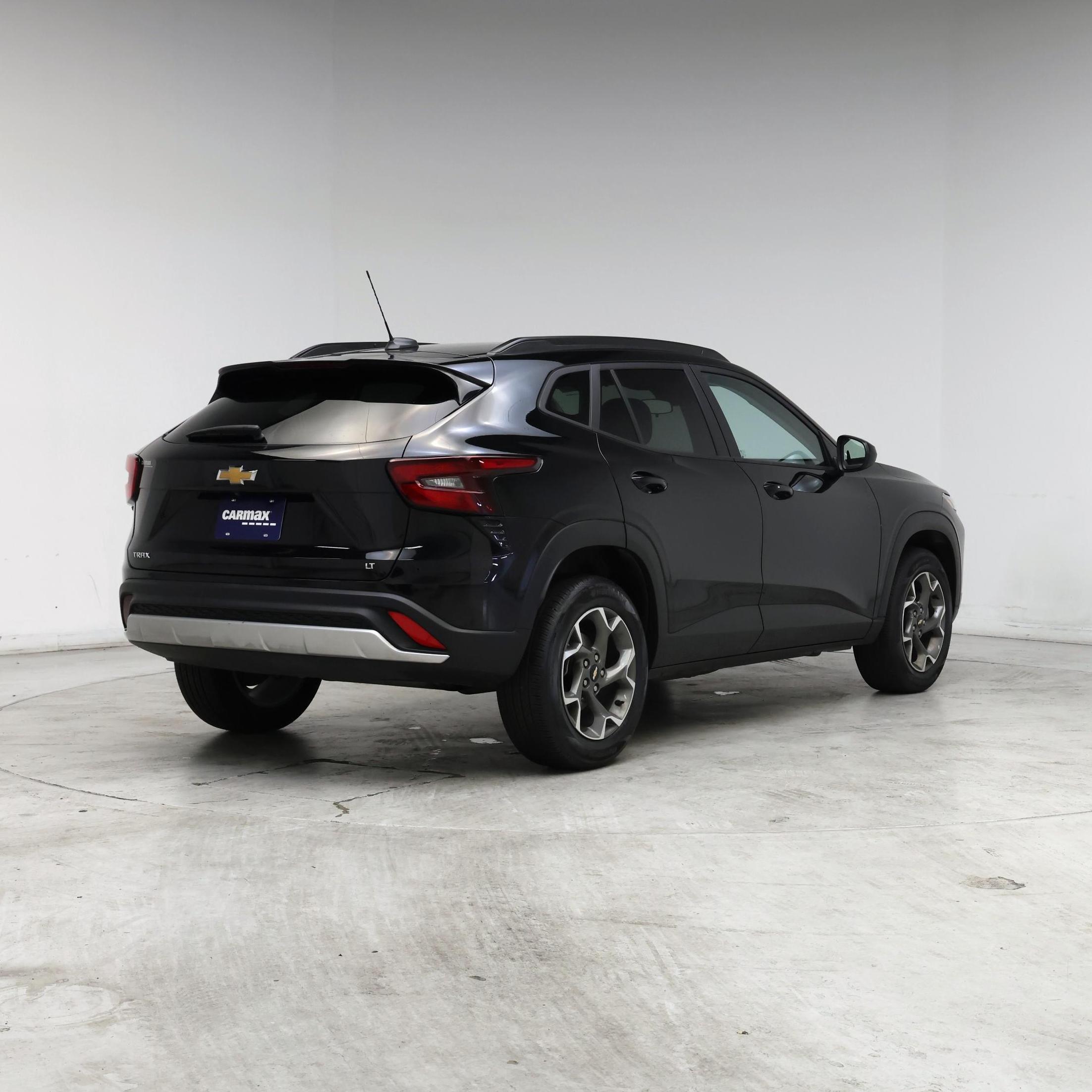 Thumbnail: 2024 Chevrolet Trax - 8