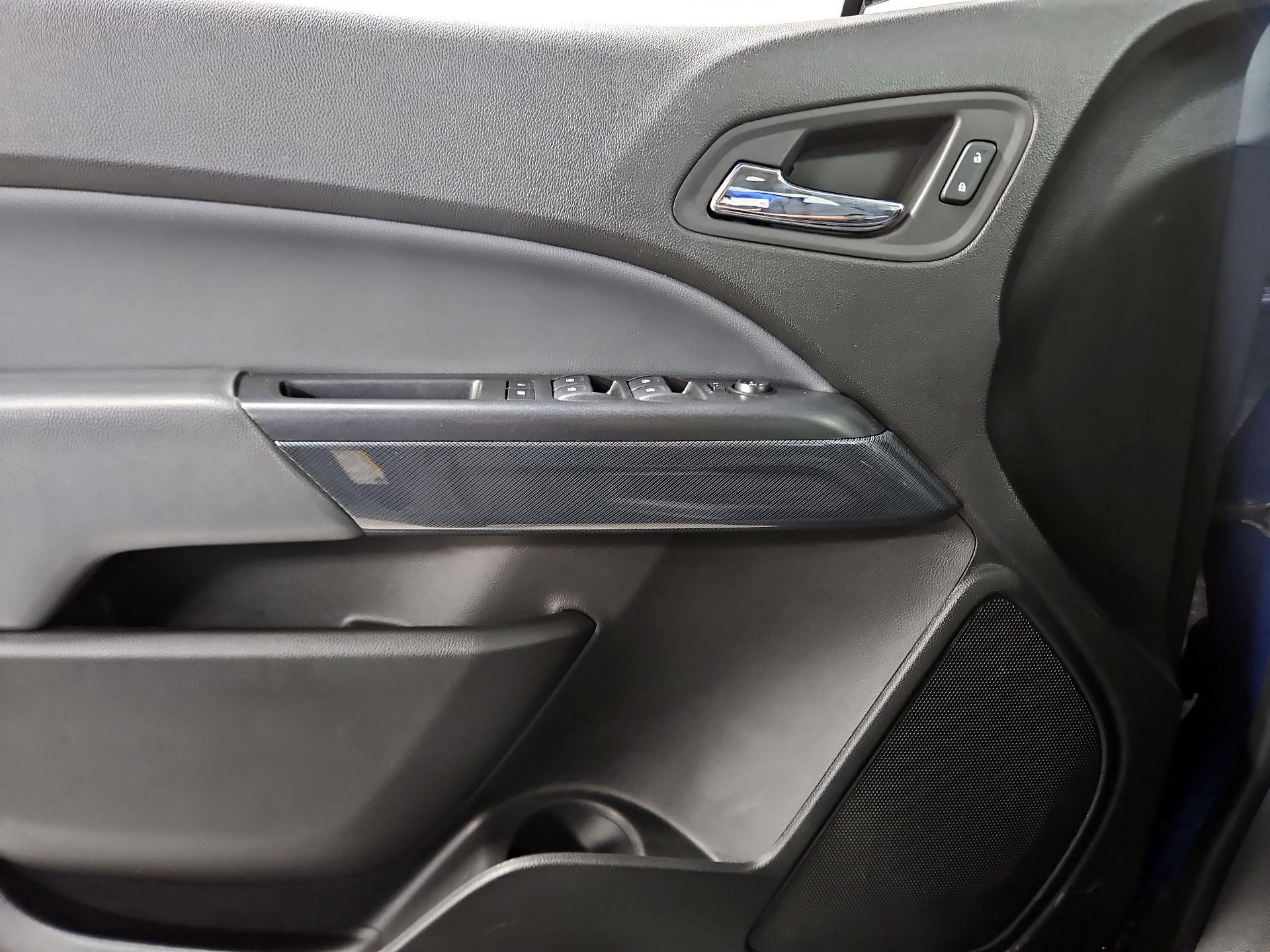 Thumbnail: 2020 Chevrolet Colorado - 12