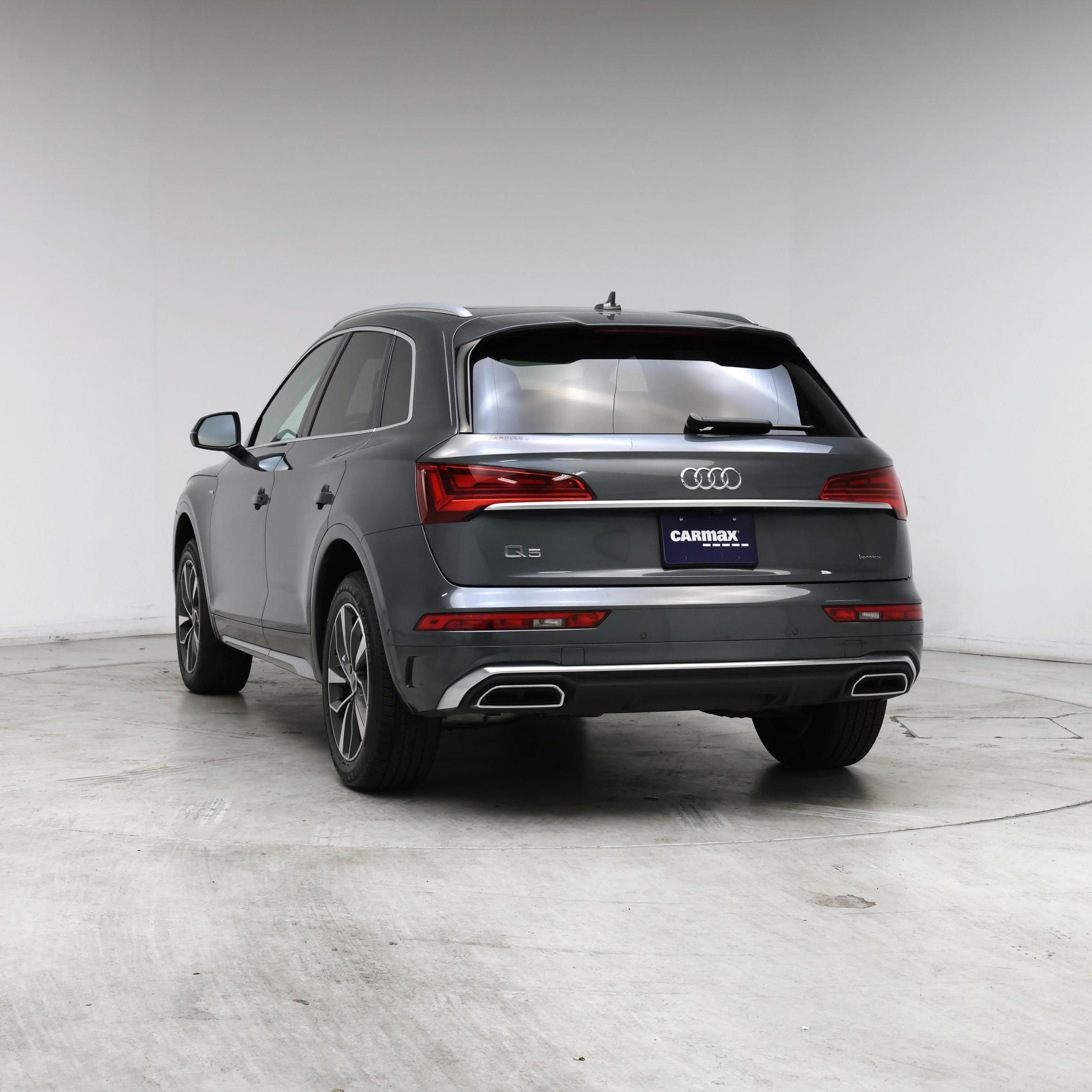 Thumbnail: 2023 Audi Q5 - 6