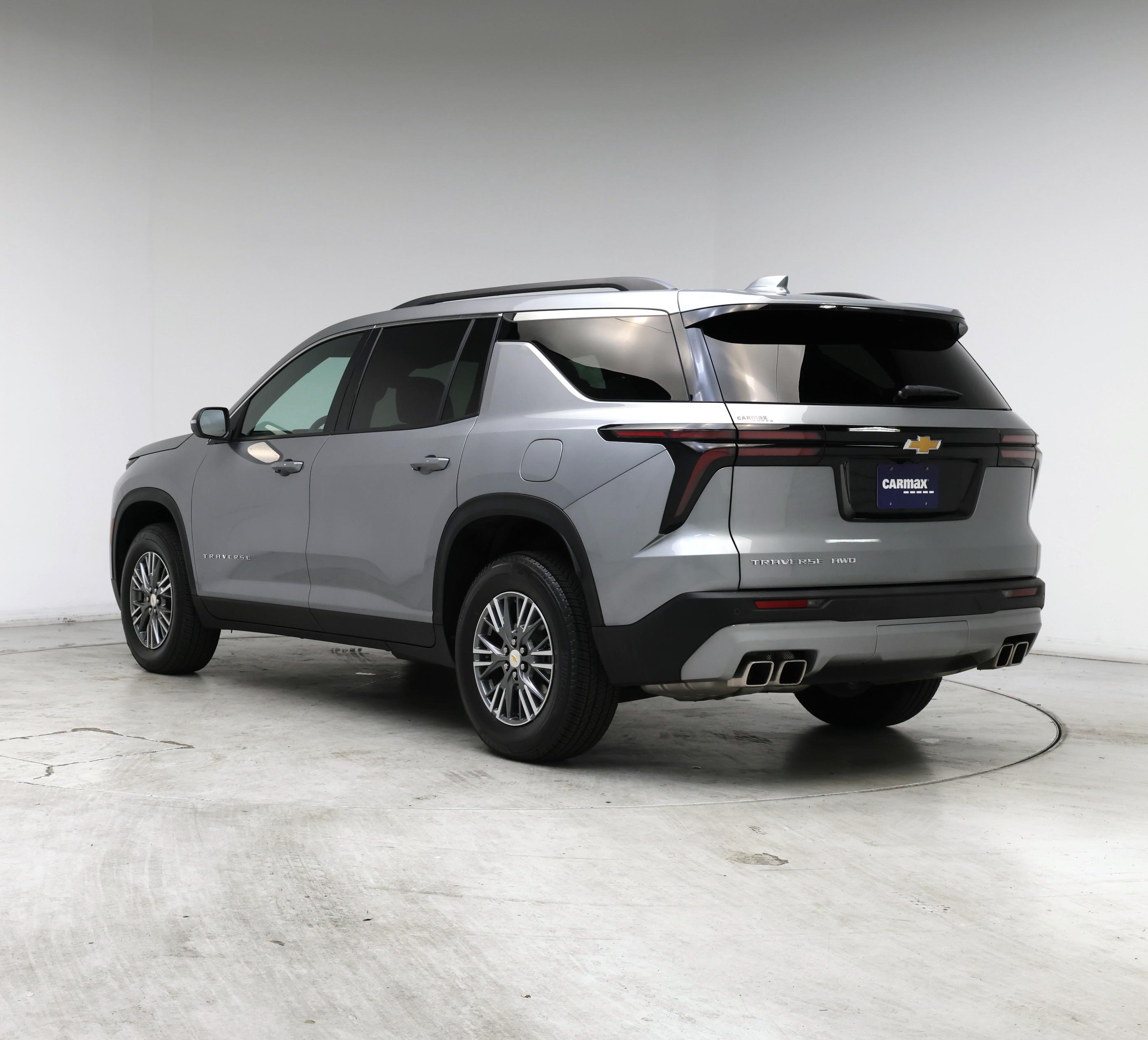 Thumbnail: 2025 Chevrolet Traverse - 2