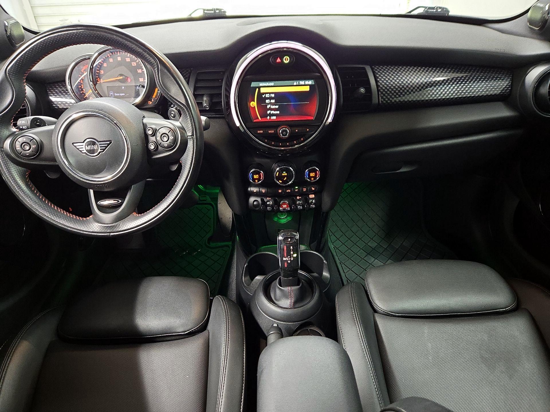 Thumbnail: 2020 MINI Cooper Hardtop - 9
