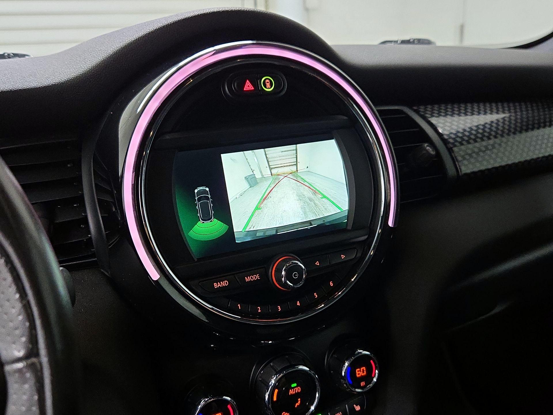 Thumbnail: 2020 MINI Cooper Hardtop - 14