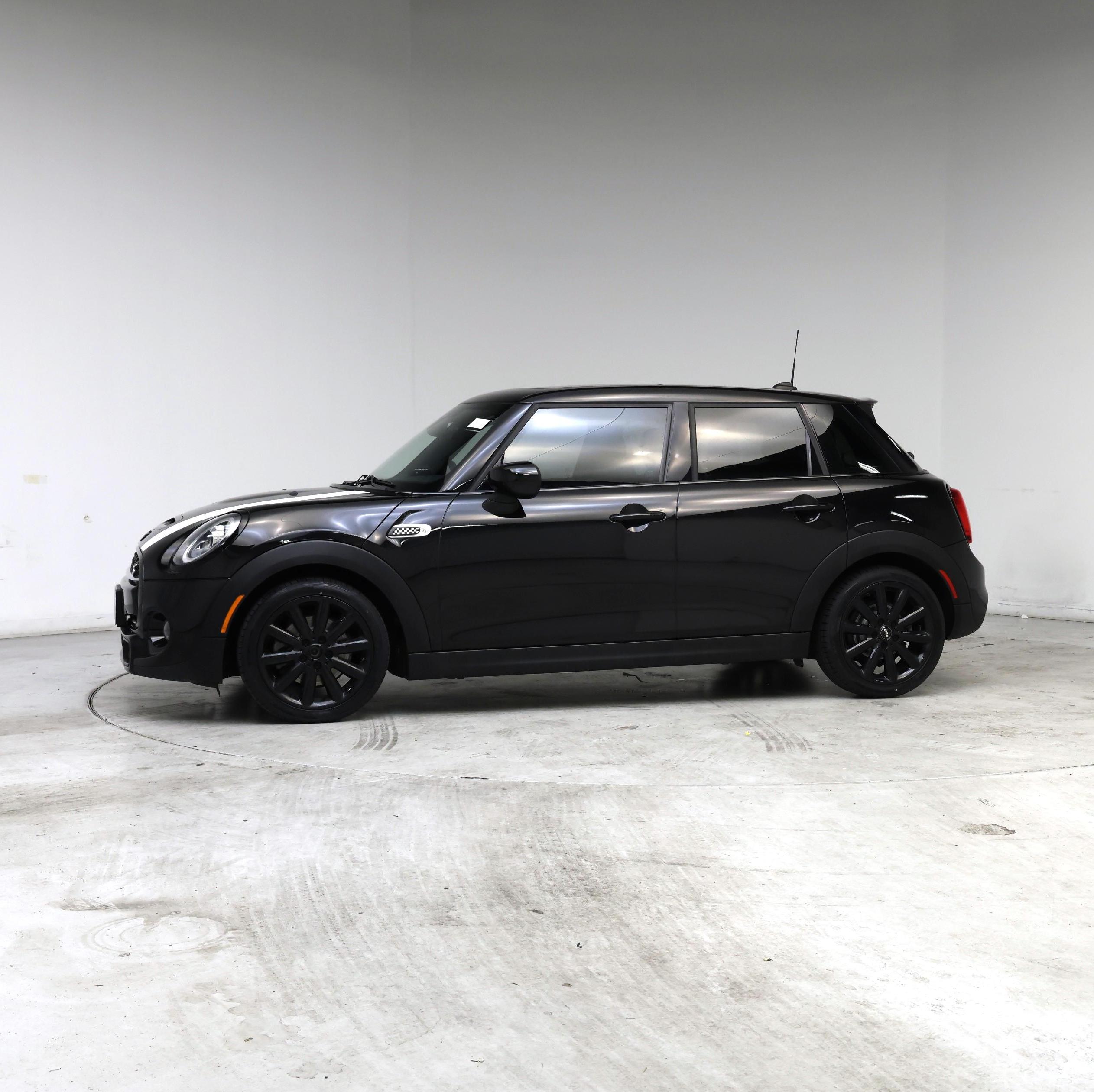 Thumbnail: 2020 MINI Cooper Hardtop - 3