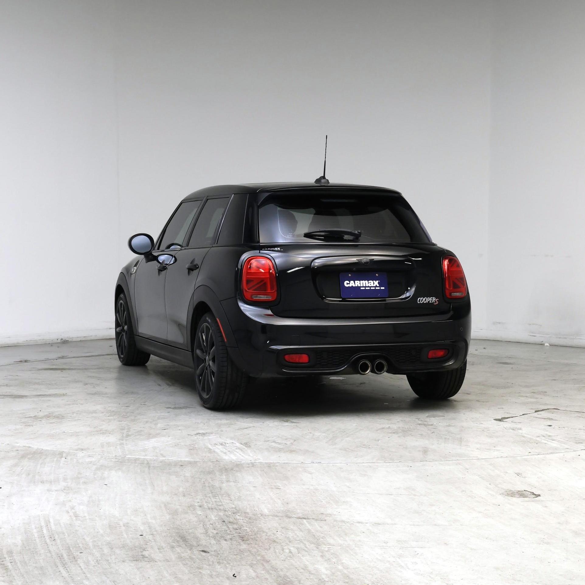Thumbnail: 2020 MINI Cooper Hardtop - 6