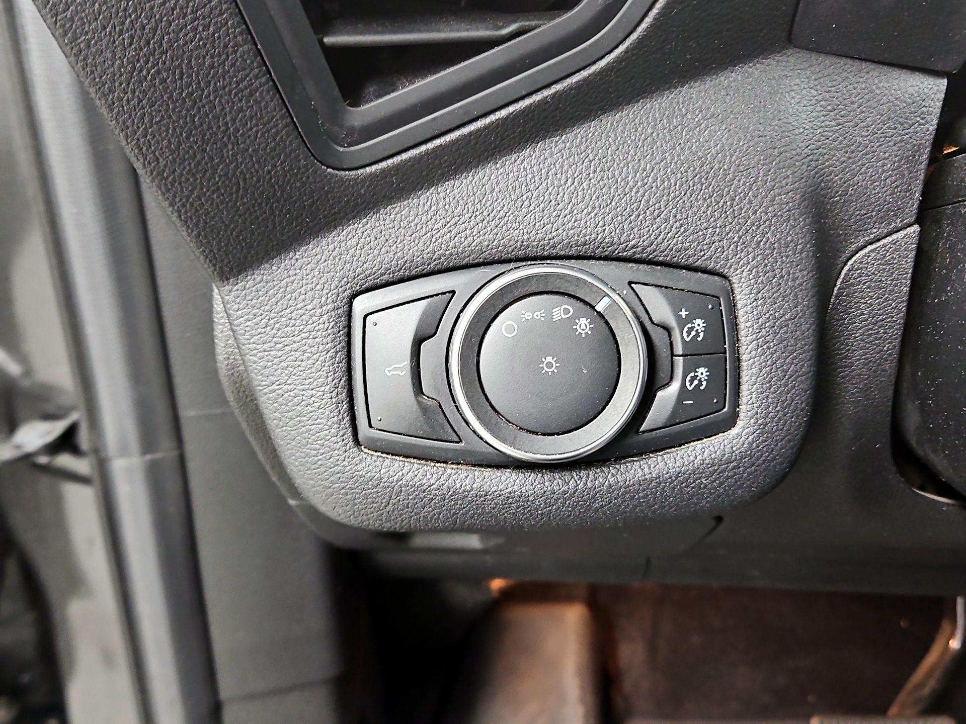 Thumbnail: 2017 Ford Escape - 13