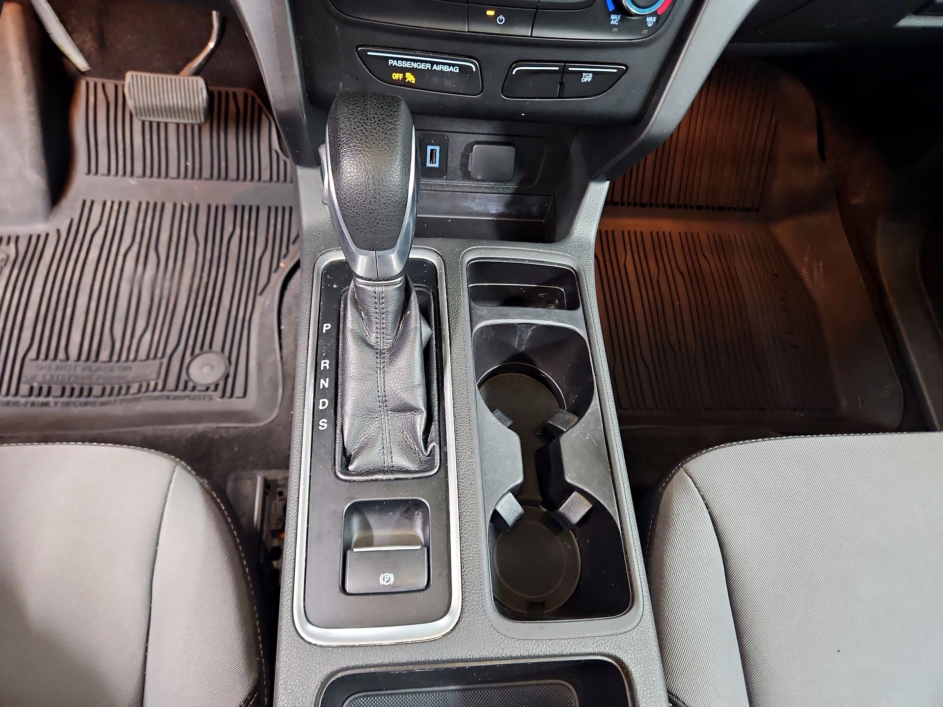 Thumbnail: 2017 Ford Escape - 17