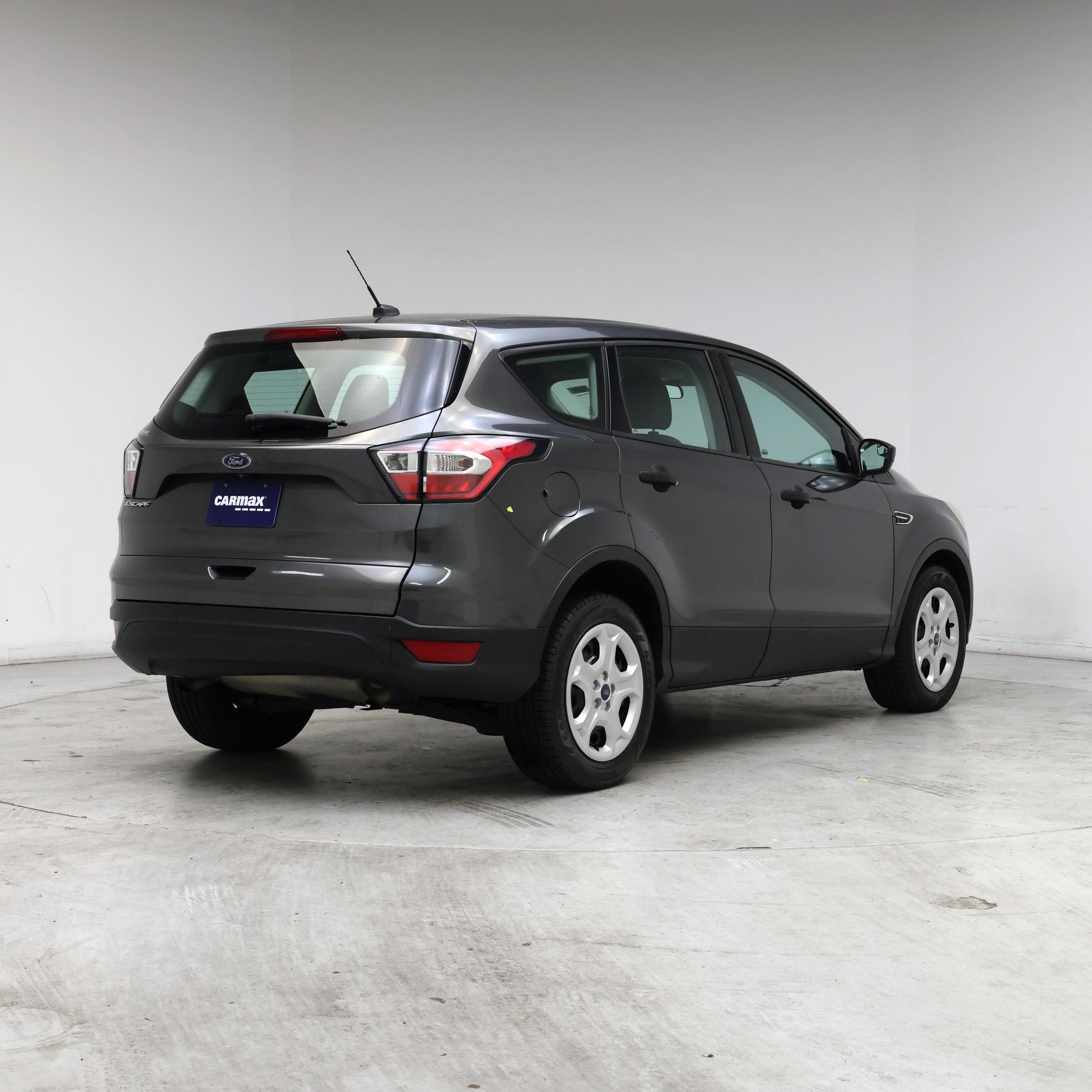 Thumbnail: 2017 Ford Escape - 8
