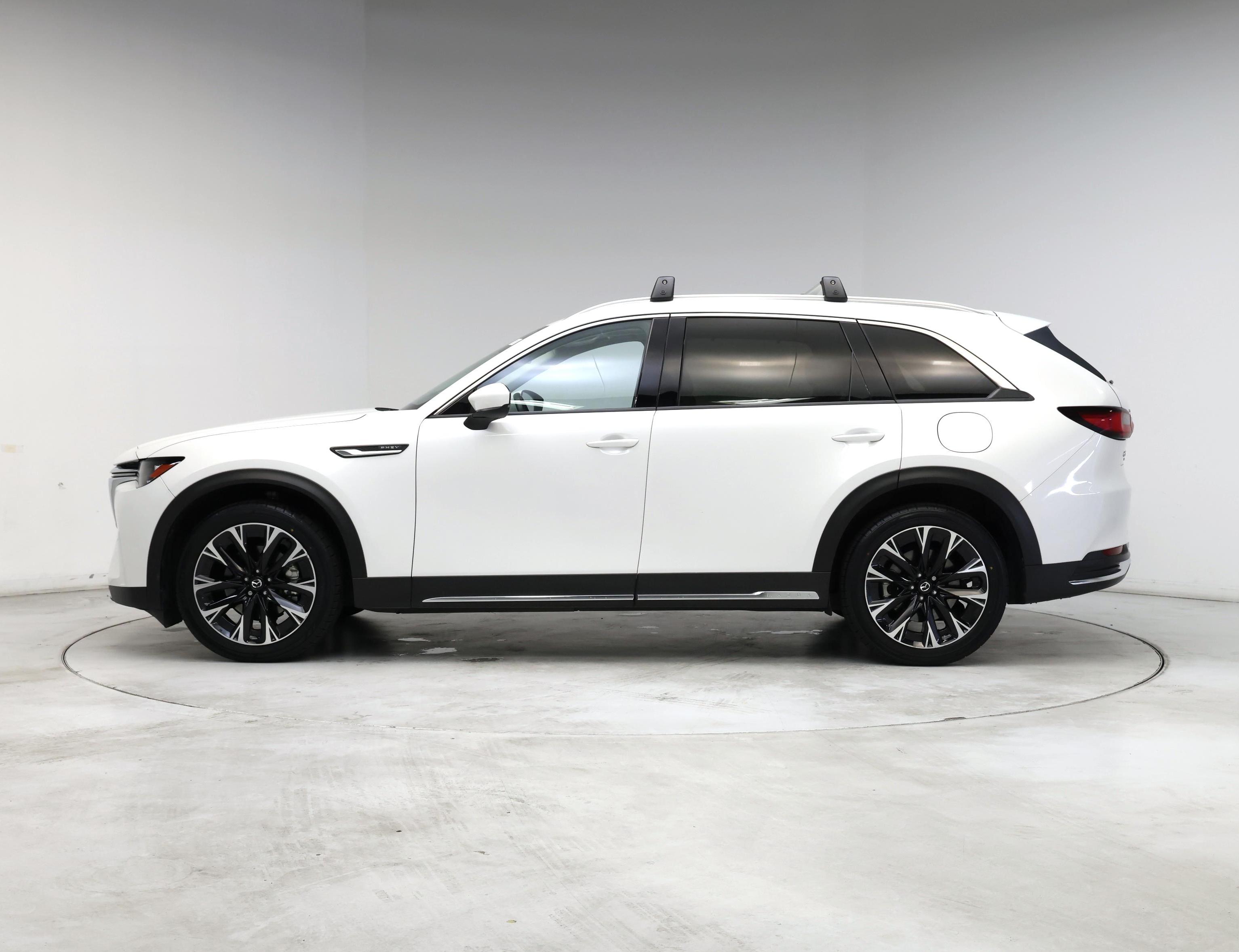 Thumbnail: 2024 Mazda CX-90 - 3