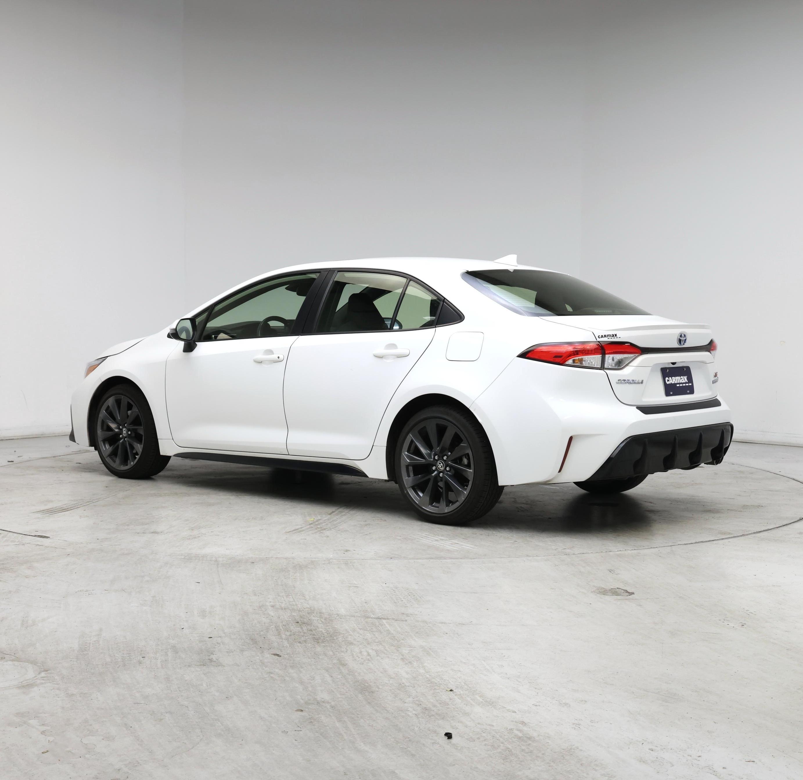 Thumbnail: 2024 Toyota Corolla - 2