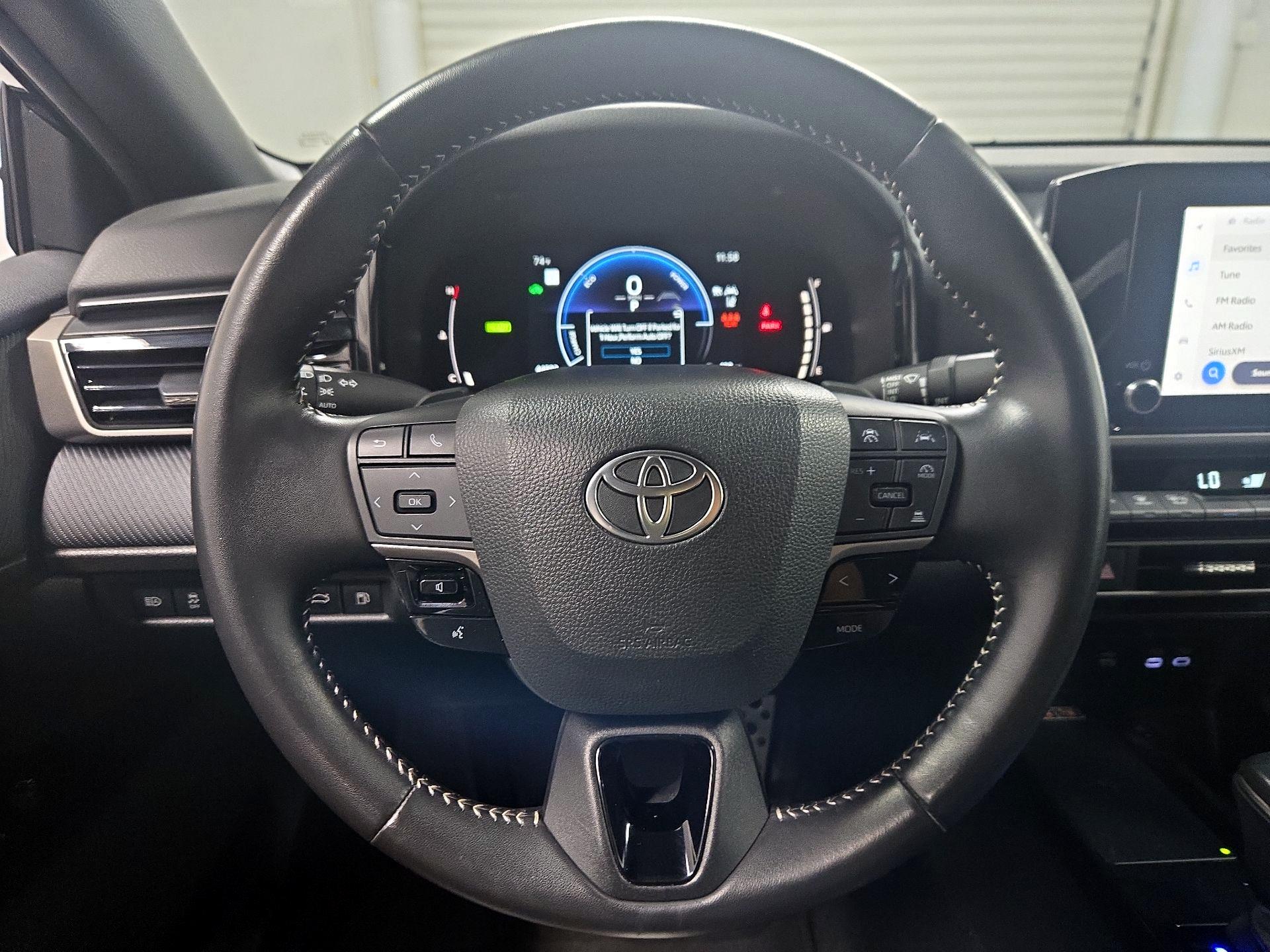 Thumbnail: 2025 Toyota Camry - 10