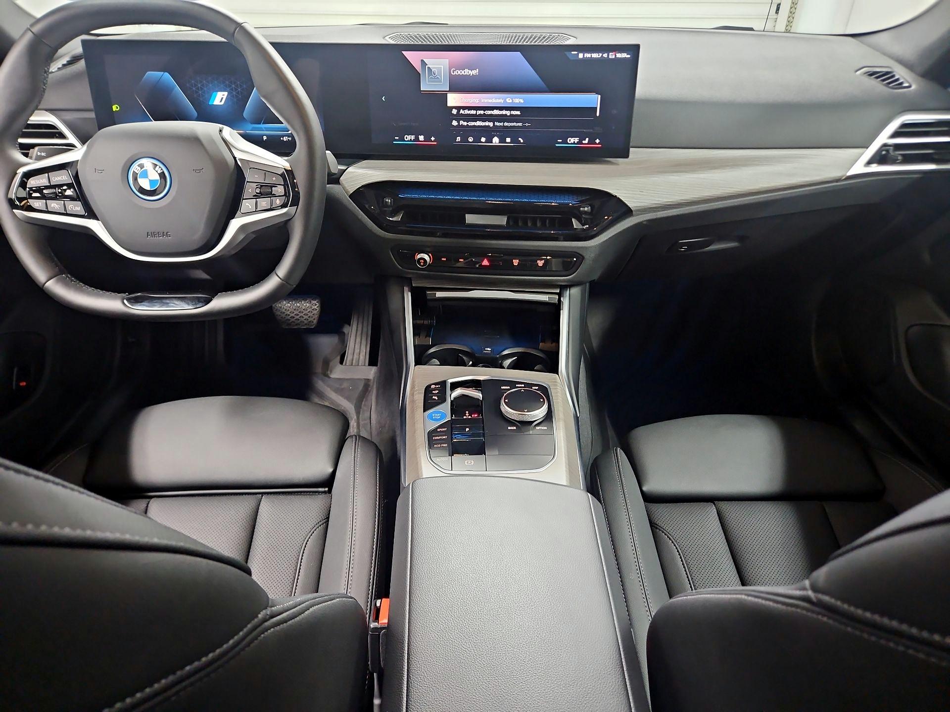 Thumbnail: 2025 BMW i4 - 9