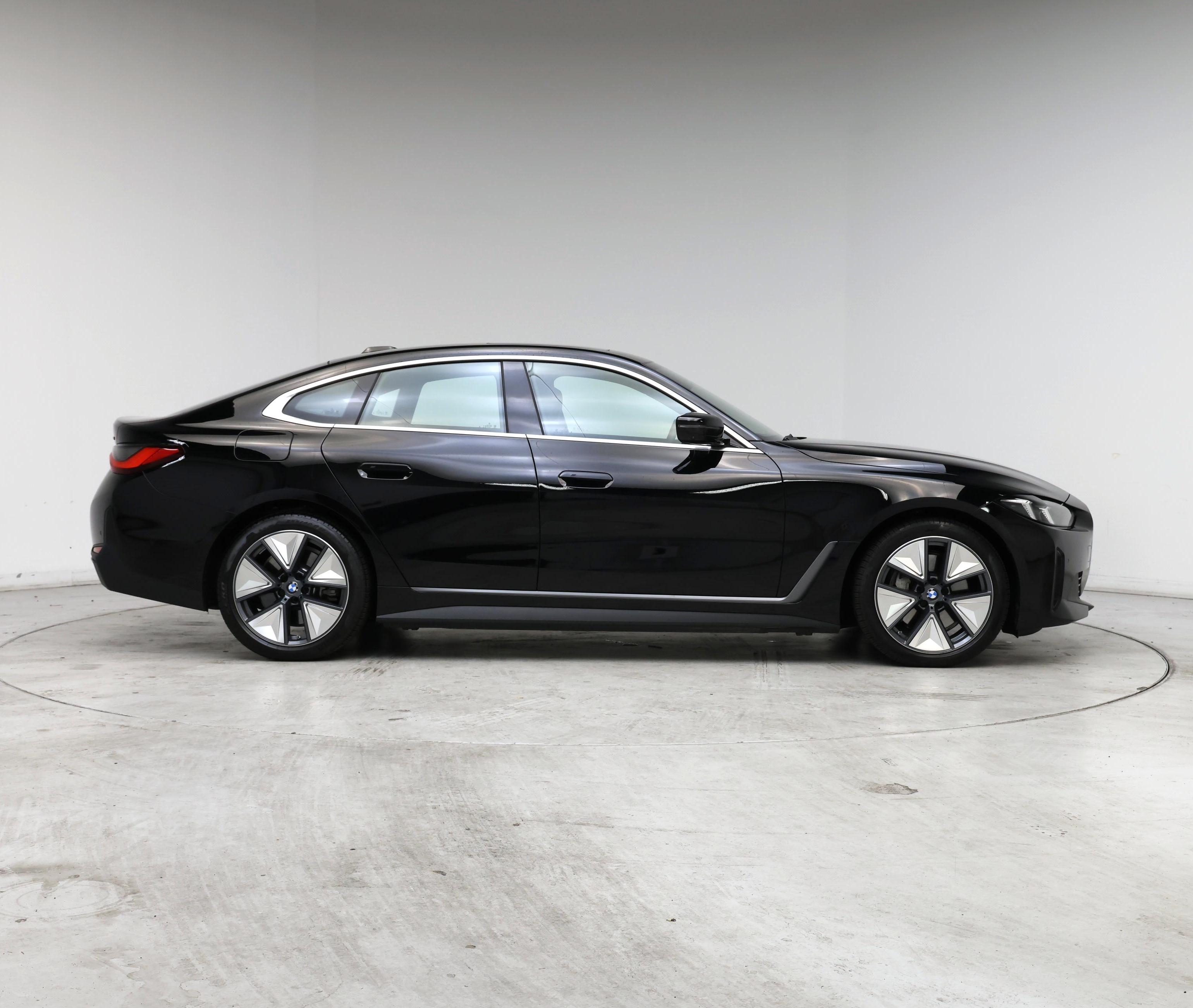 Thumbnail: 2025 BMW i4 - 7