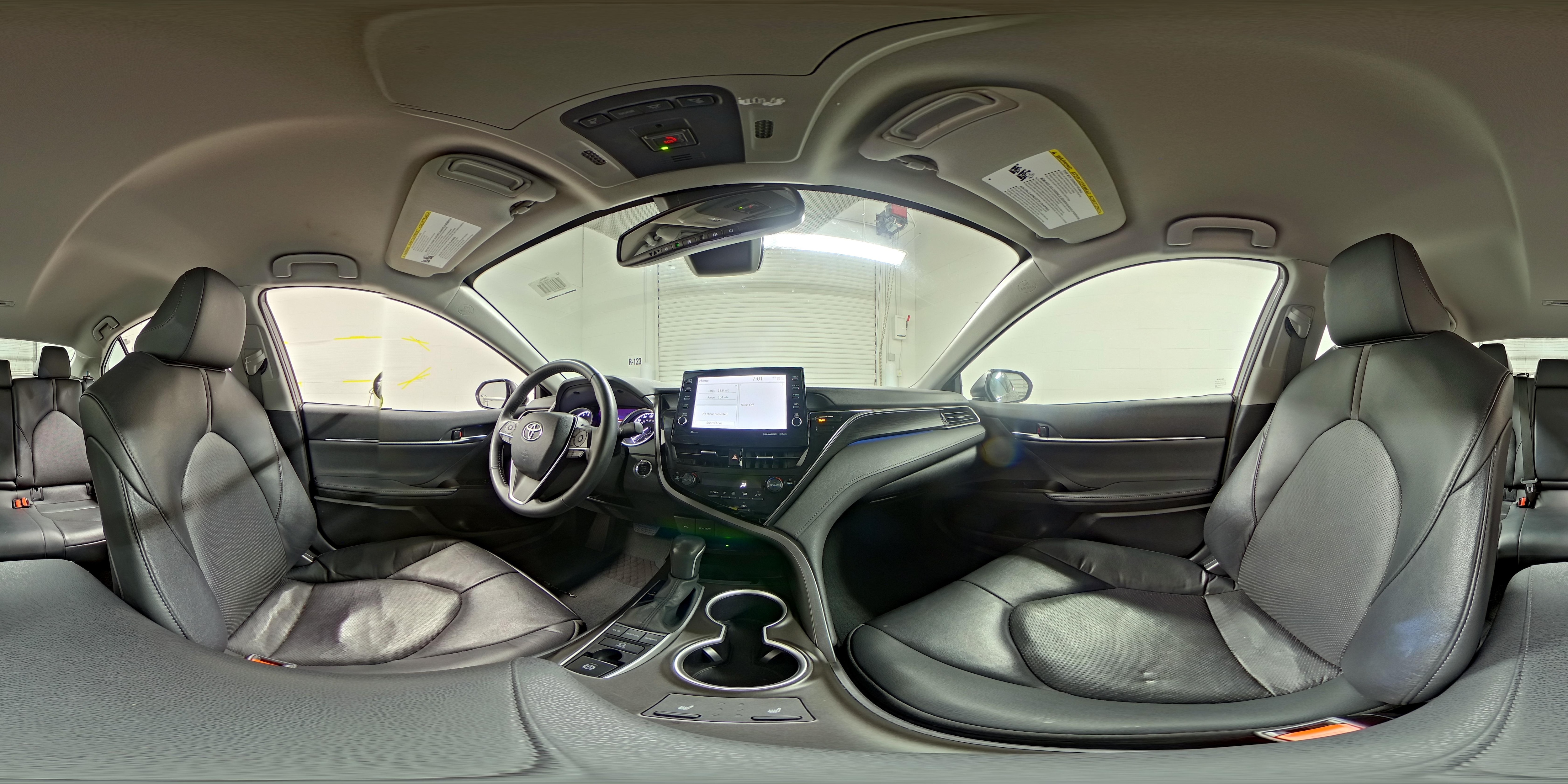 2024 Toyota Camry XLE - Photo 24