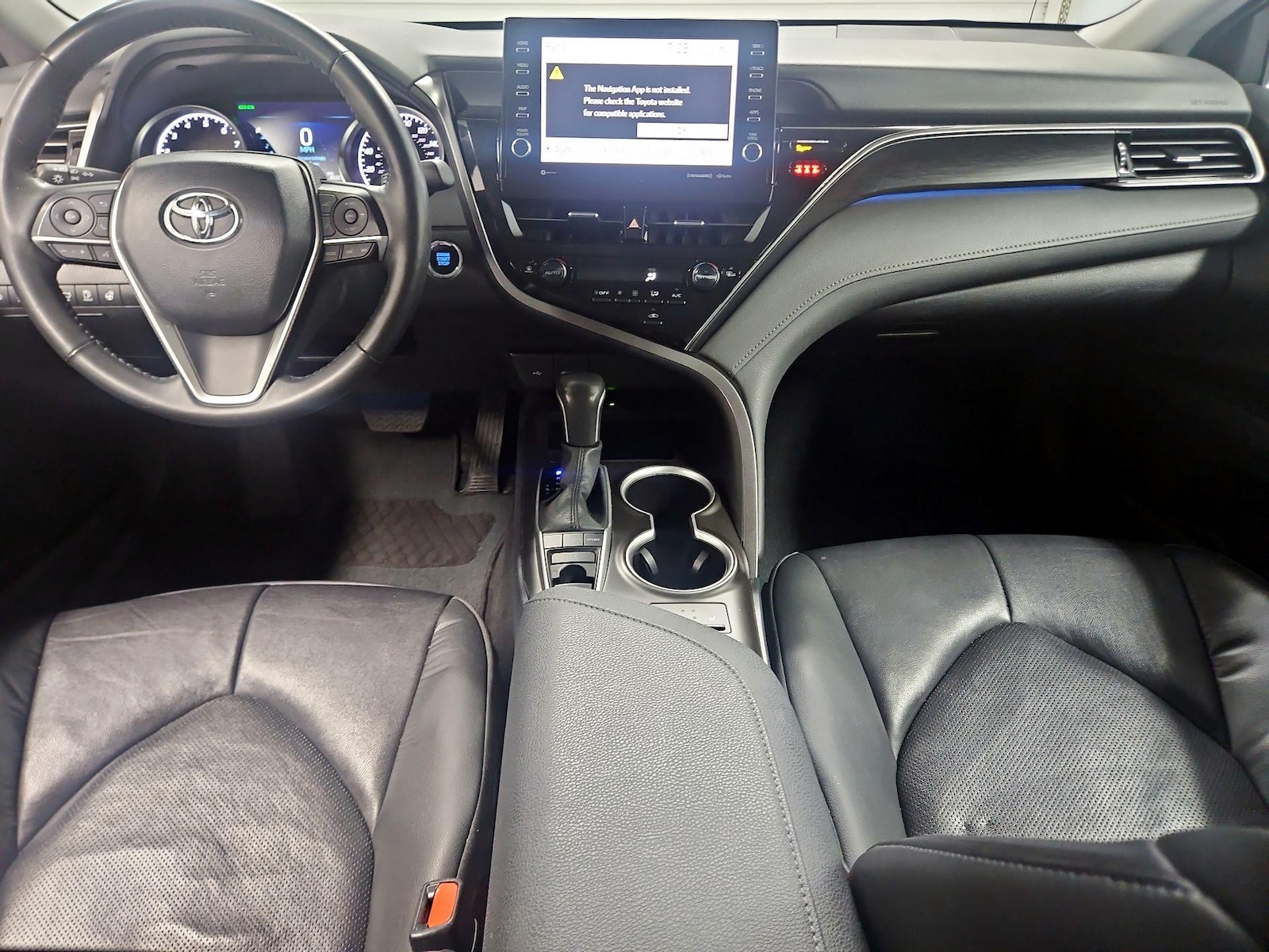 2024 Toyota Camry XLE - Photo 10