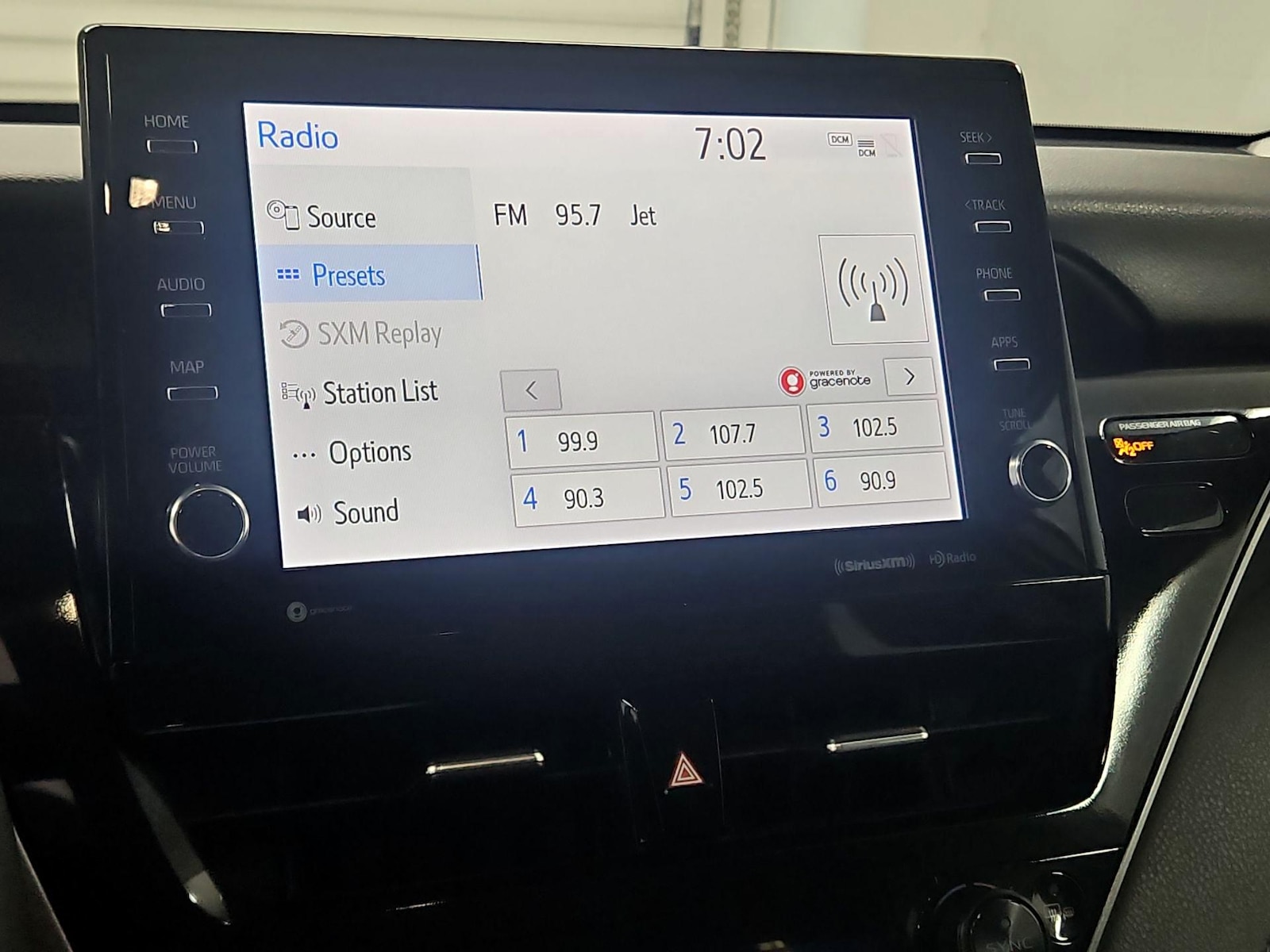 2024 Toyota Camry XLE - Photo 16