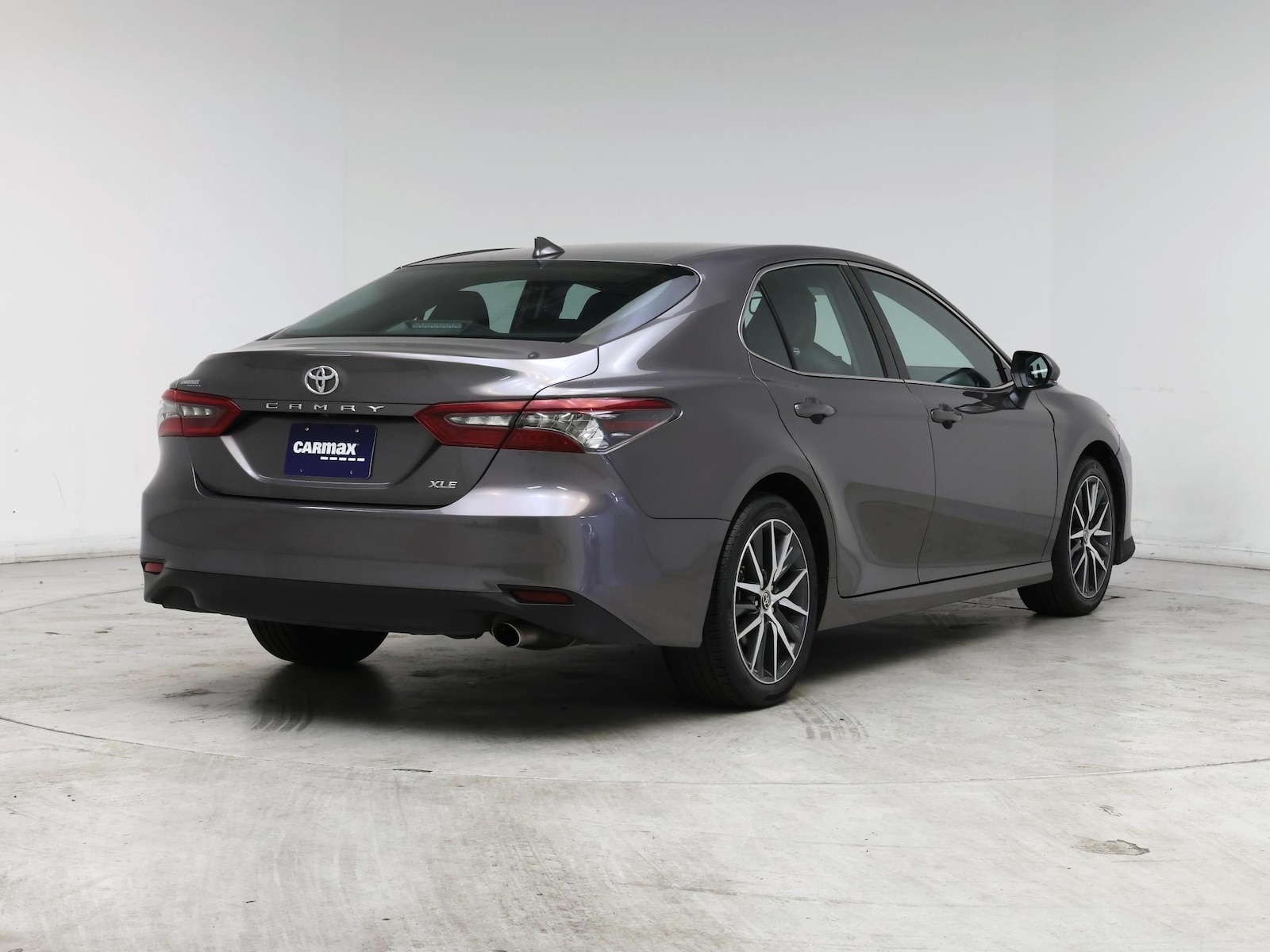 2024 Toyota Camry XLE - Photo 9