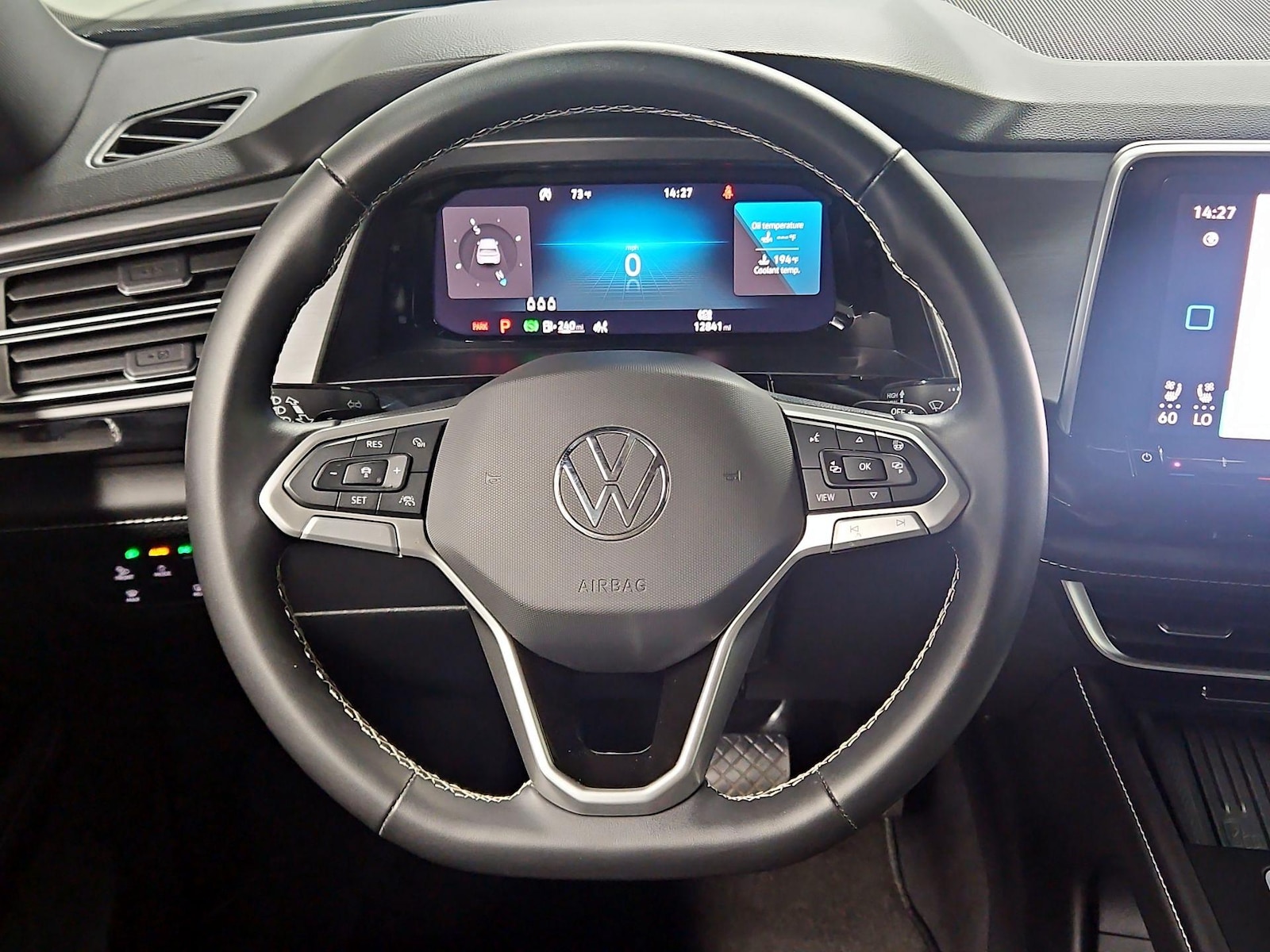 2026 Volkswagen Atlas Cross Sport SE - Photo 11
