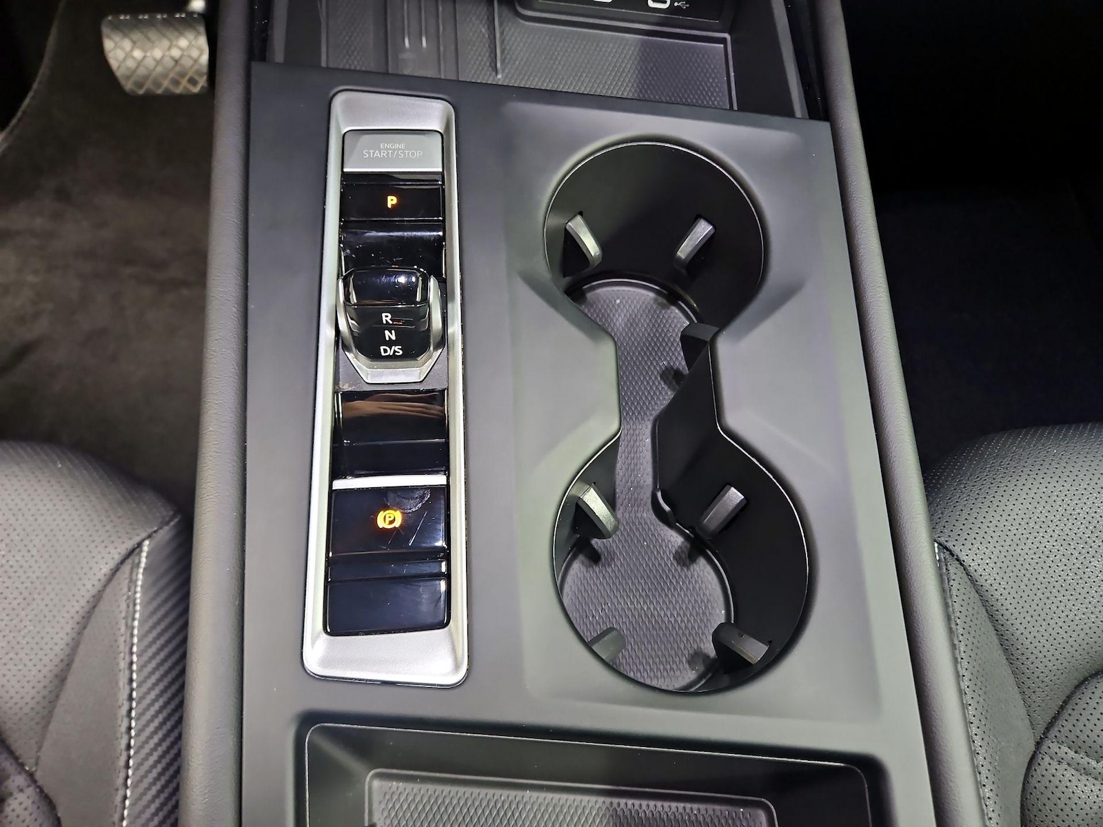 2026 Volkswagen Atlas Cross Sport SE - Photo 18