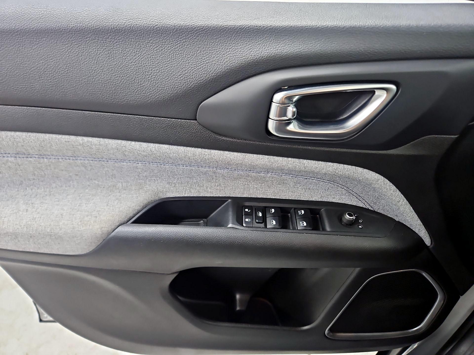 Thumbnail: 2024 Jeep Compass - 12