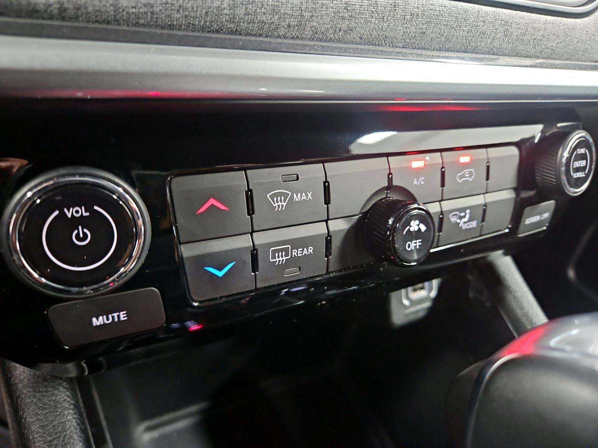 Thumbnail: 2024 Jeep Compass - 16