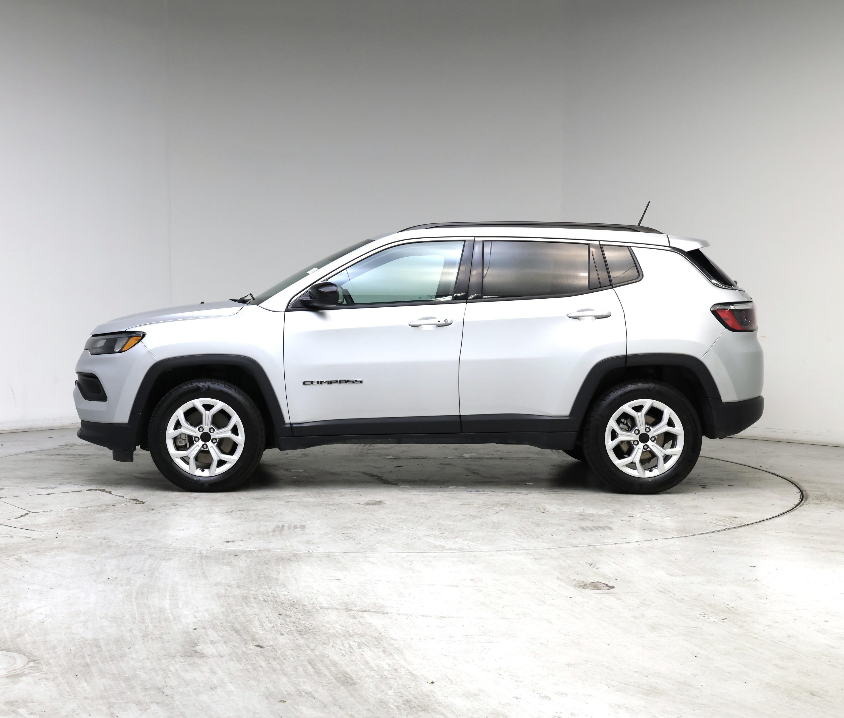 Thumbnail: 2024 Jeep Compass - 3