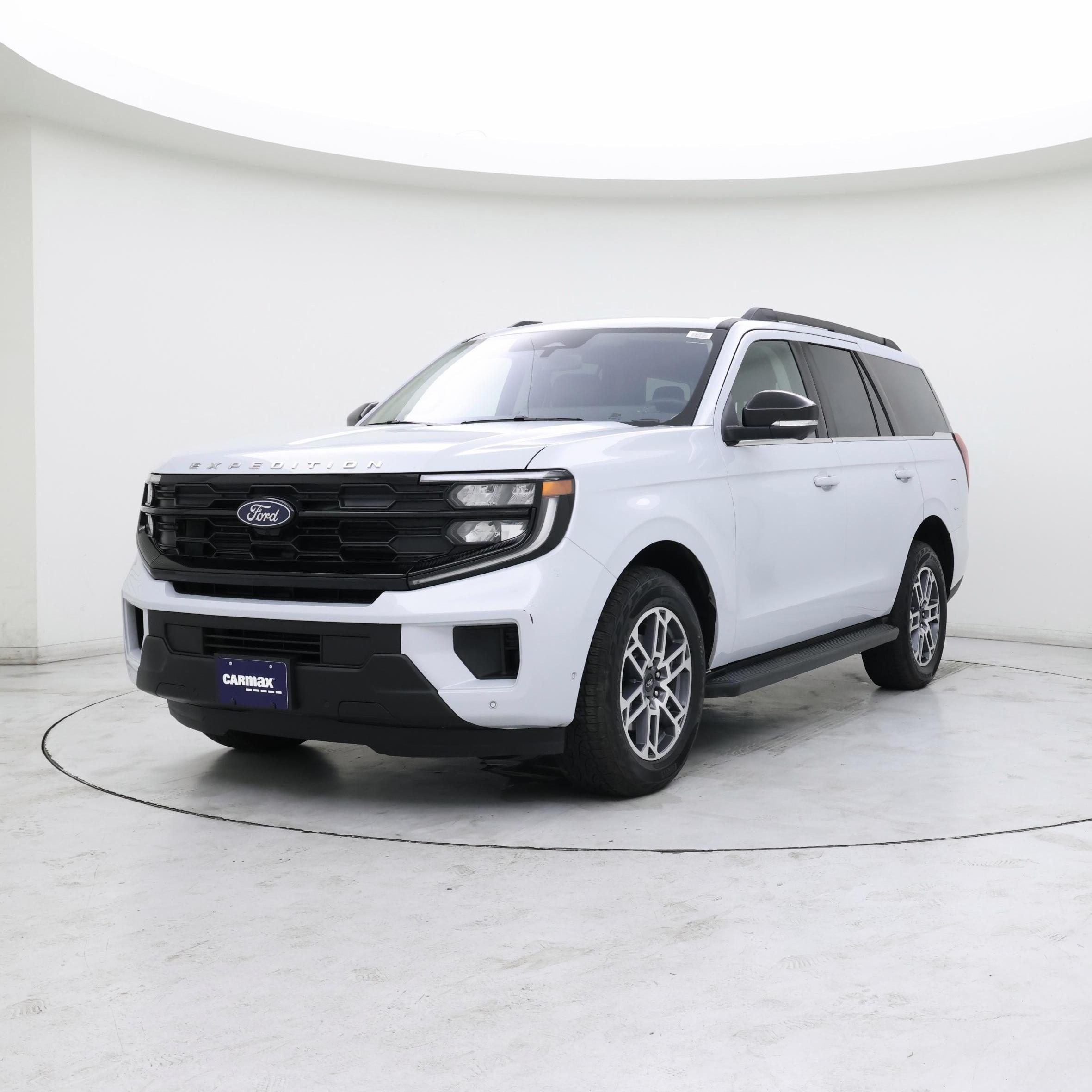 Thumbnail: 2025 Ford Expedition - 4
