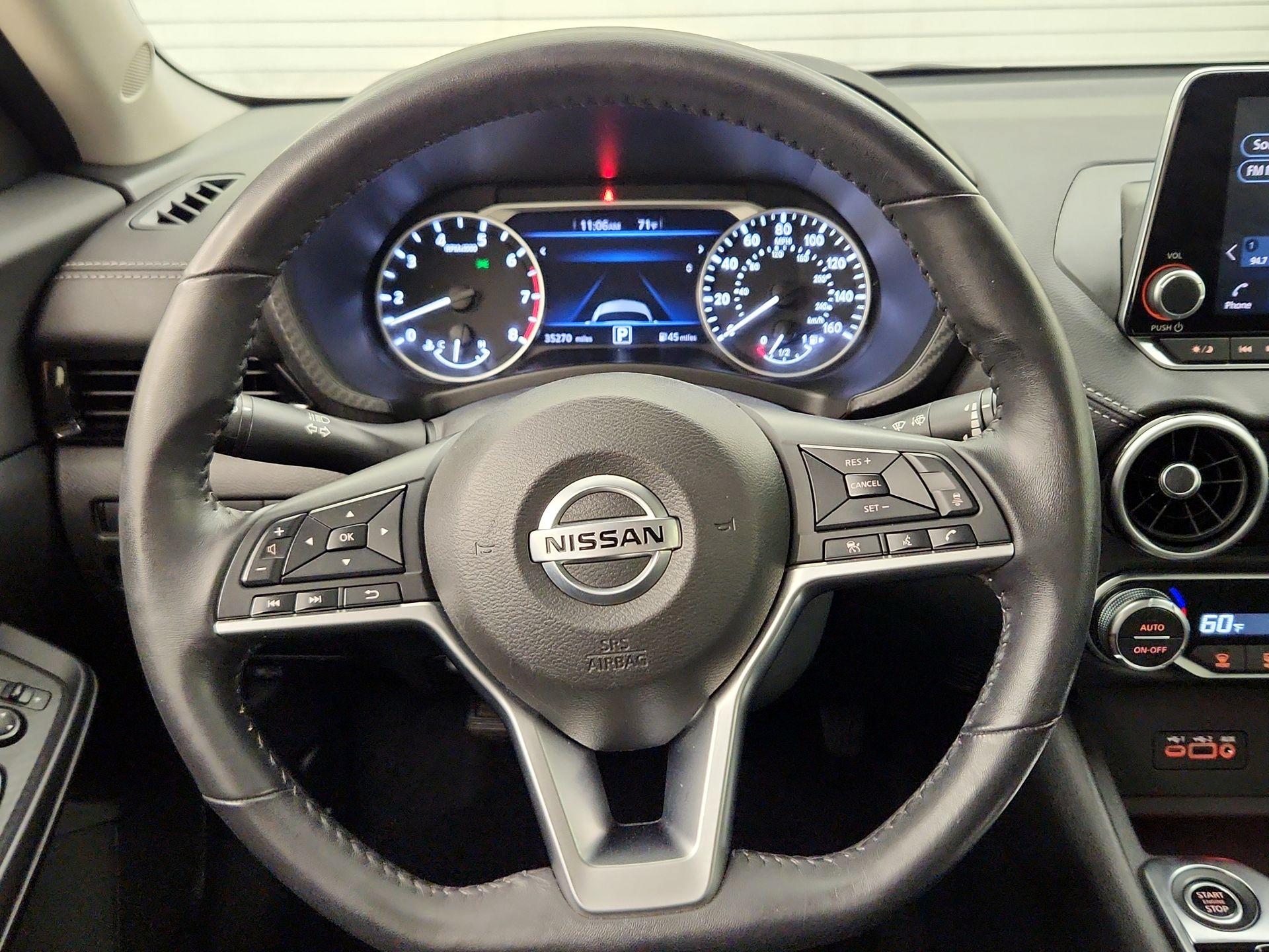 Thumbnail: 2021 Nissan Sentra - 10