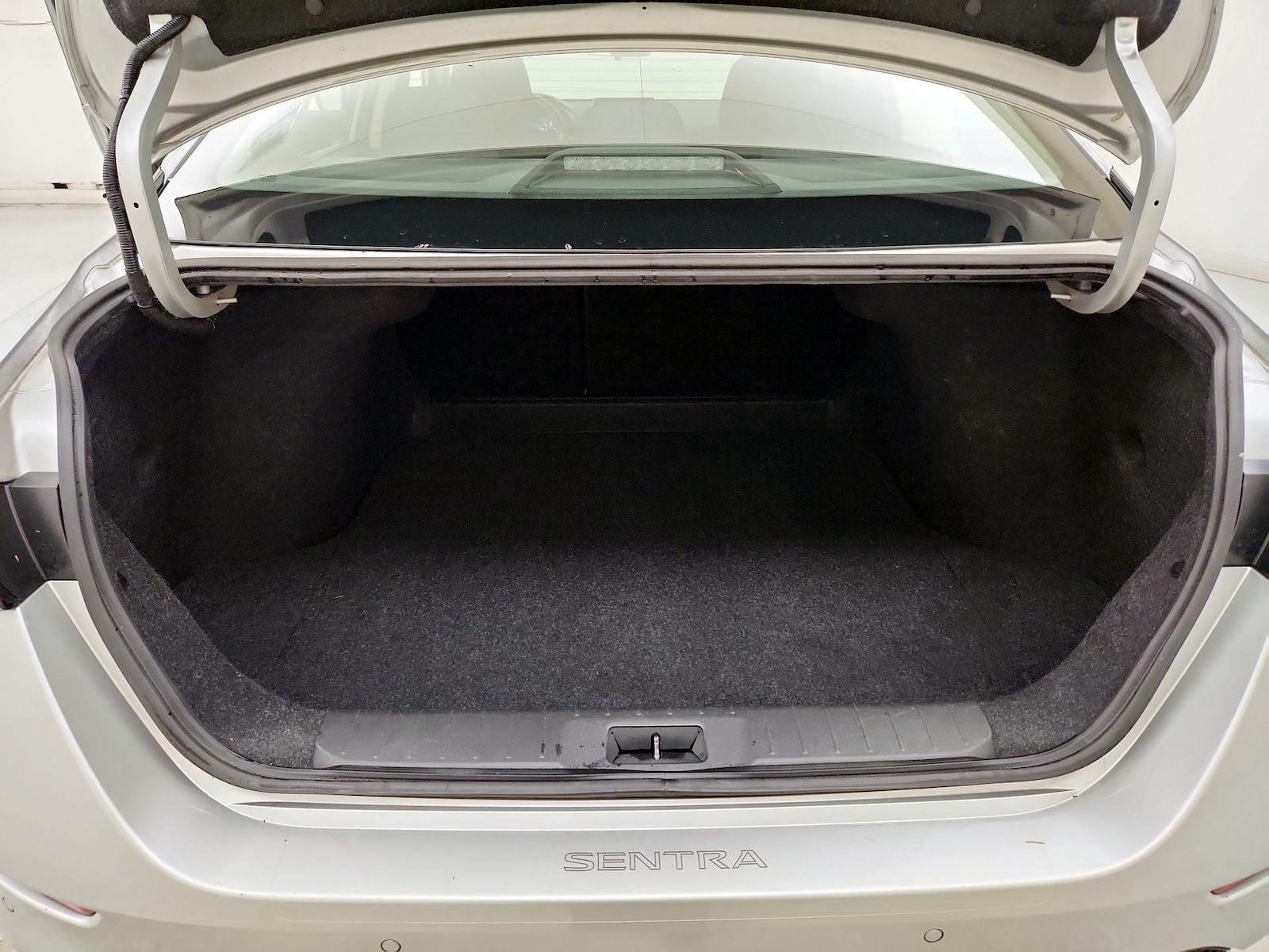 2021 Nissan Sentra SV - Photo 21