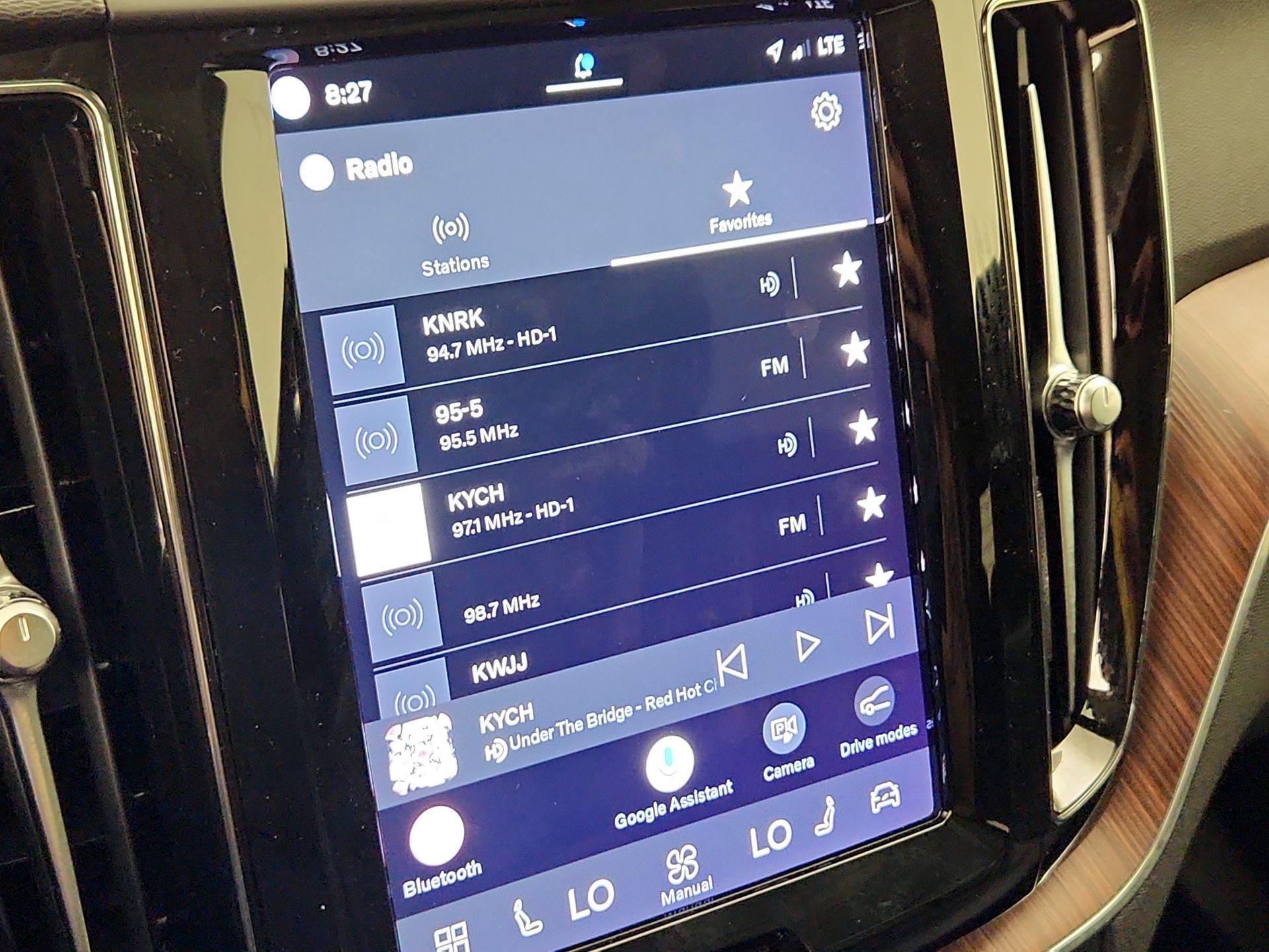 Thumbnail: 2023 Volvo XC60 - 16