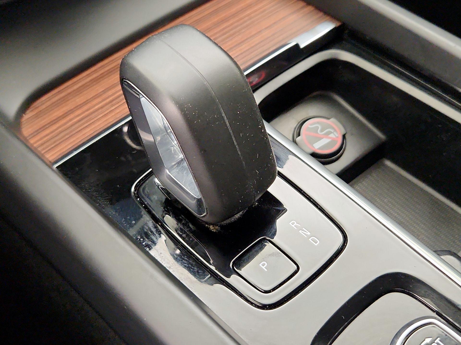 Thumbnail: 2023 Volvo XC60 - 18