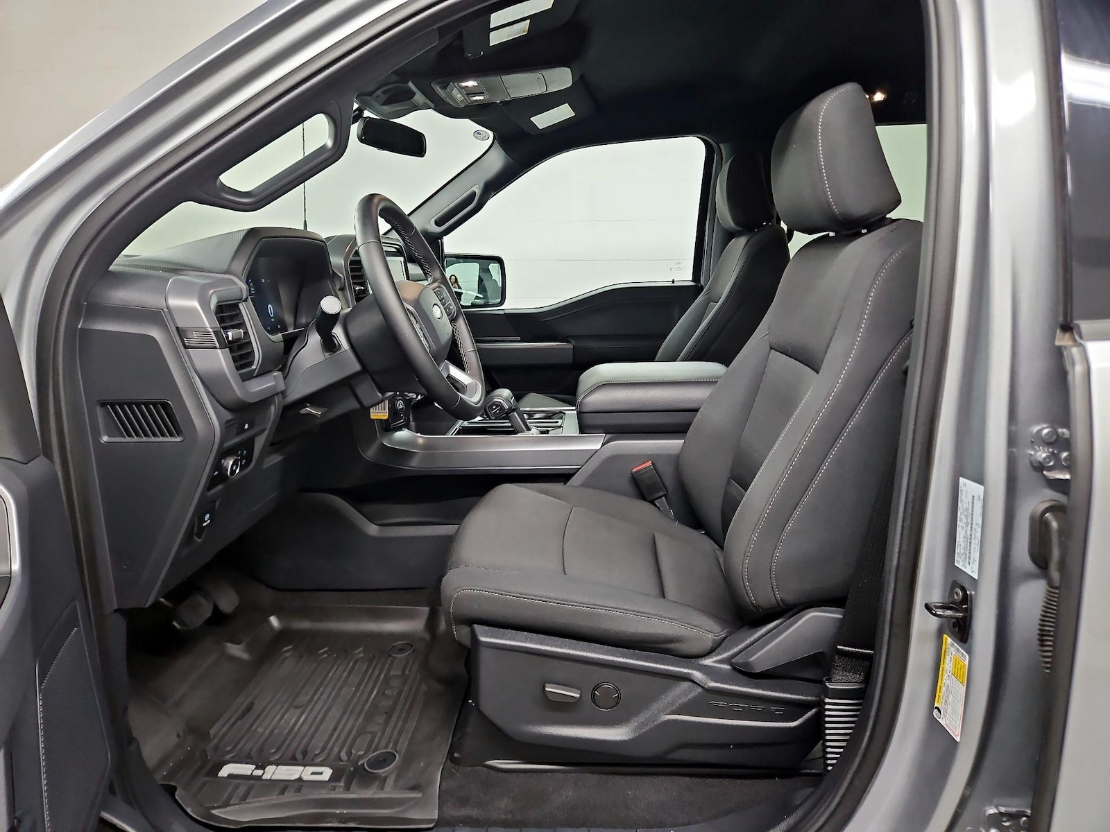 Power Seat(s) & Side Airbags