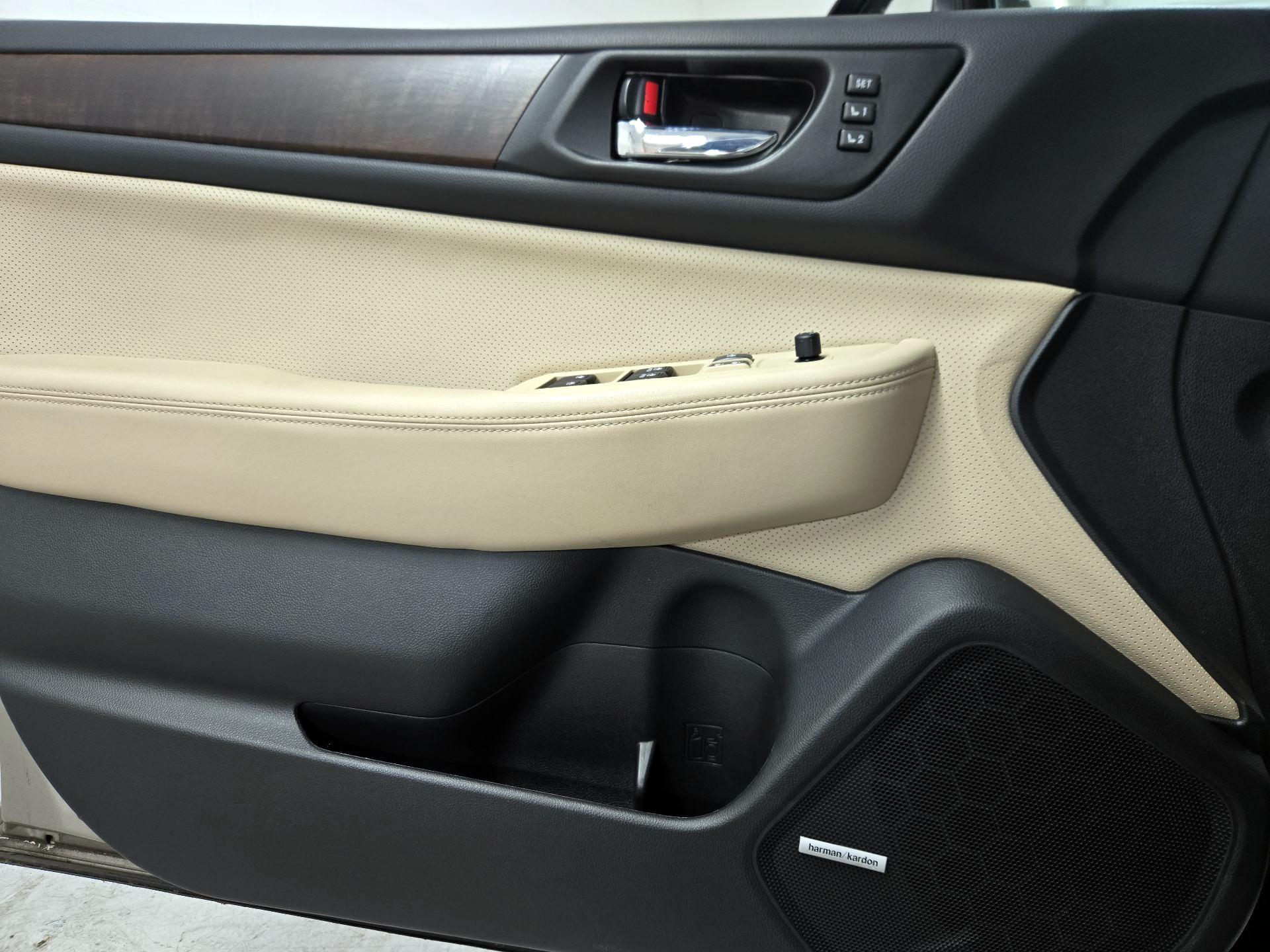 Thumbnail: 2015 Subaru Outback - 12