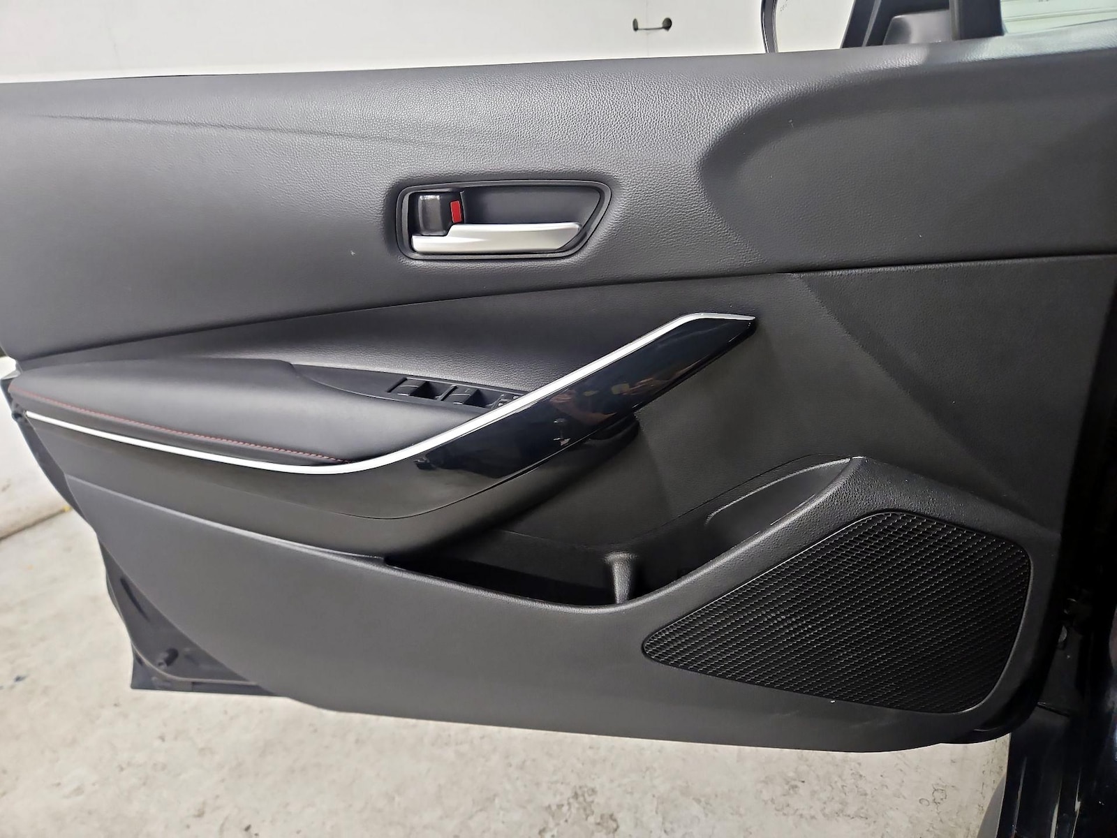 2024 Toyota Corolla XSE - Photo 13