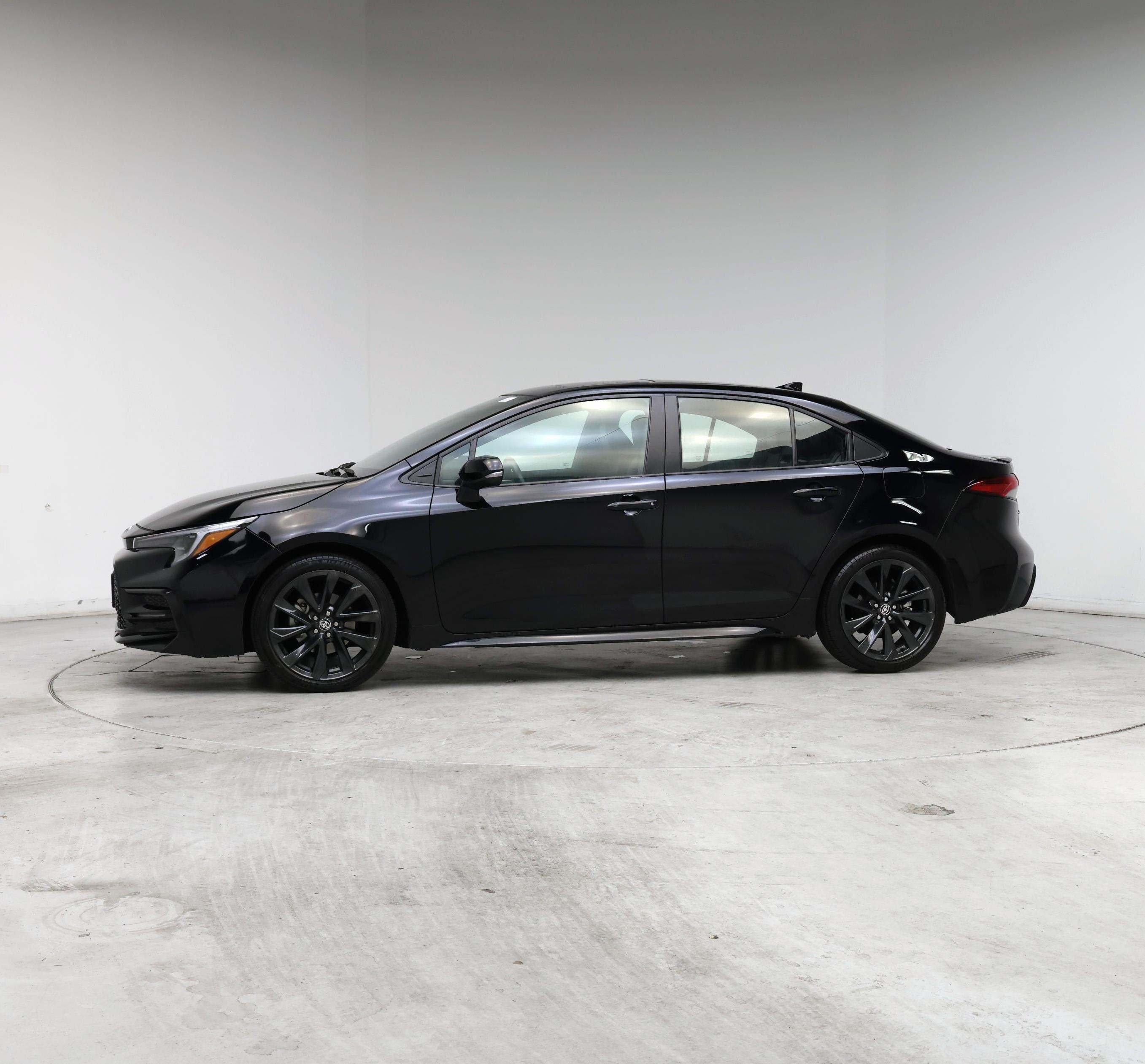 Thumbnail: 2024 Toyota Corolla - 3
