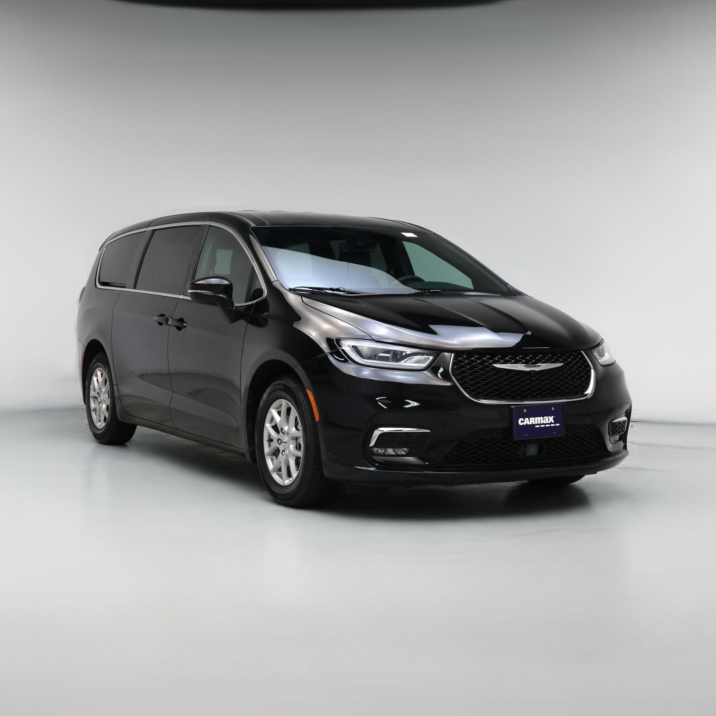 Thumbnail: 2025 Chrysler Pacifica - 1