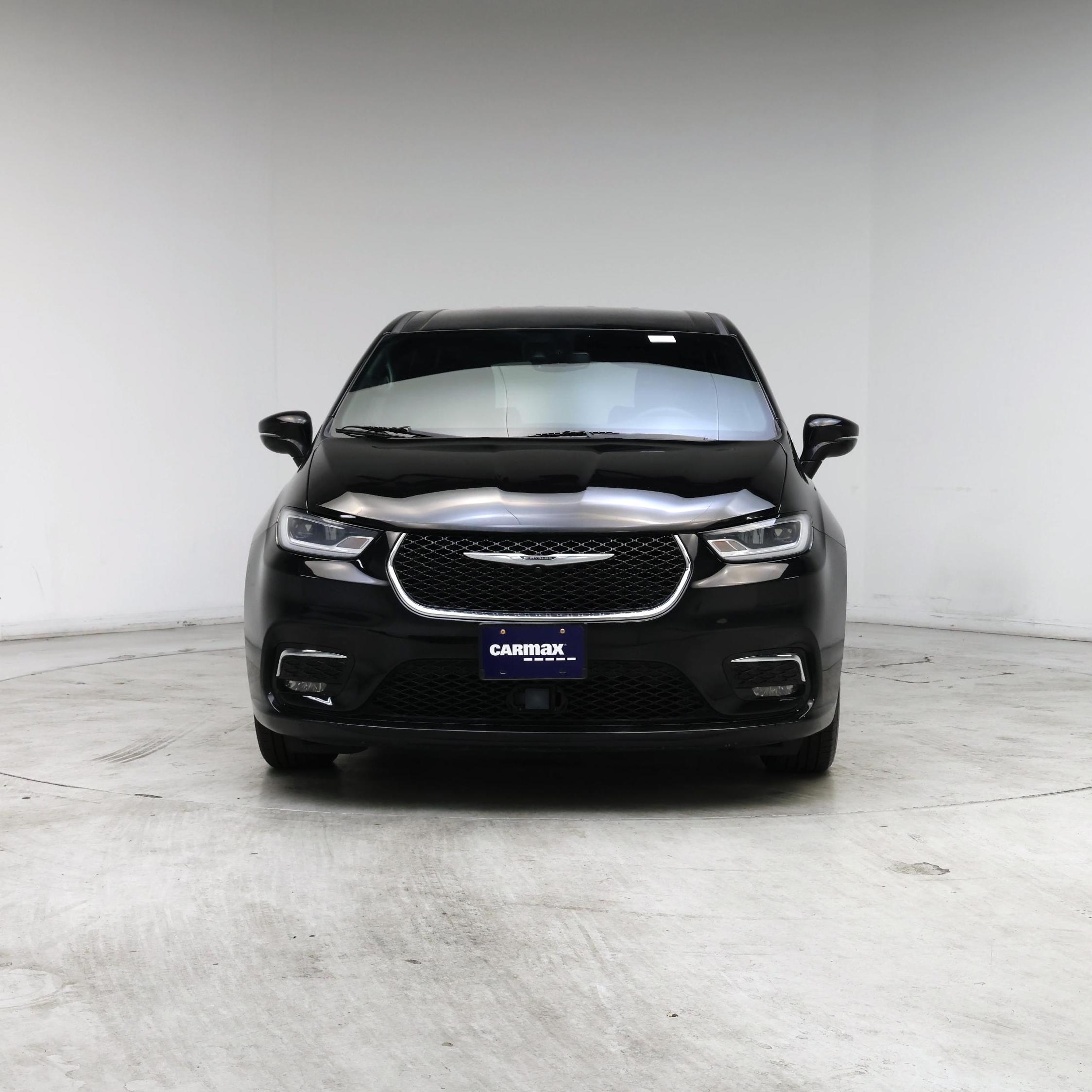 Thumbnail: 2025 Chrysler Pacifica - 5