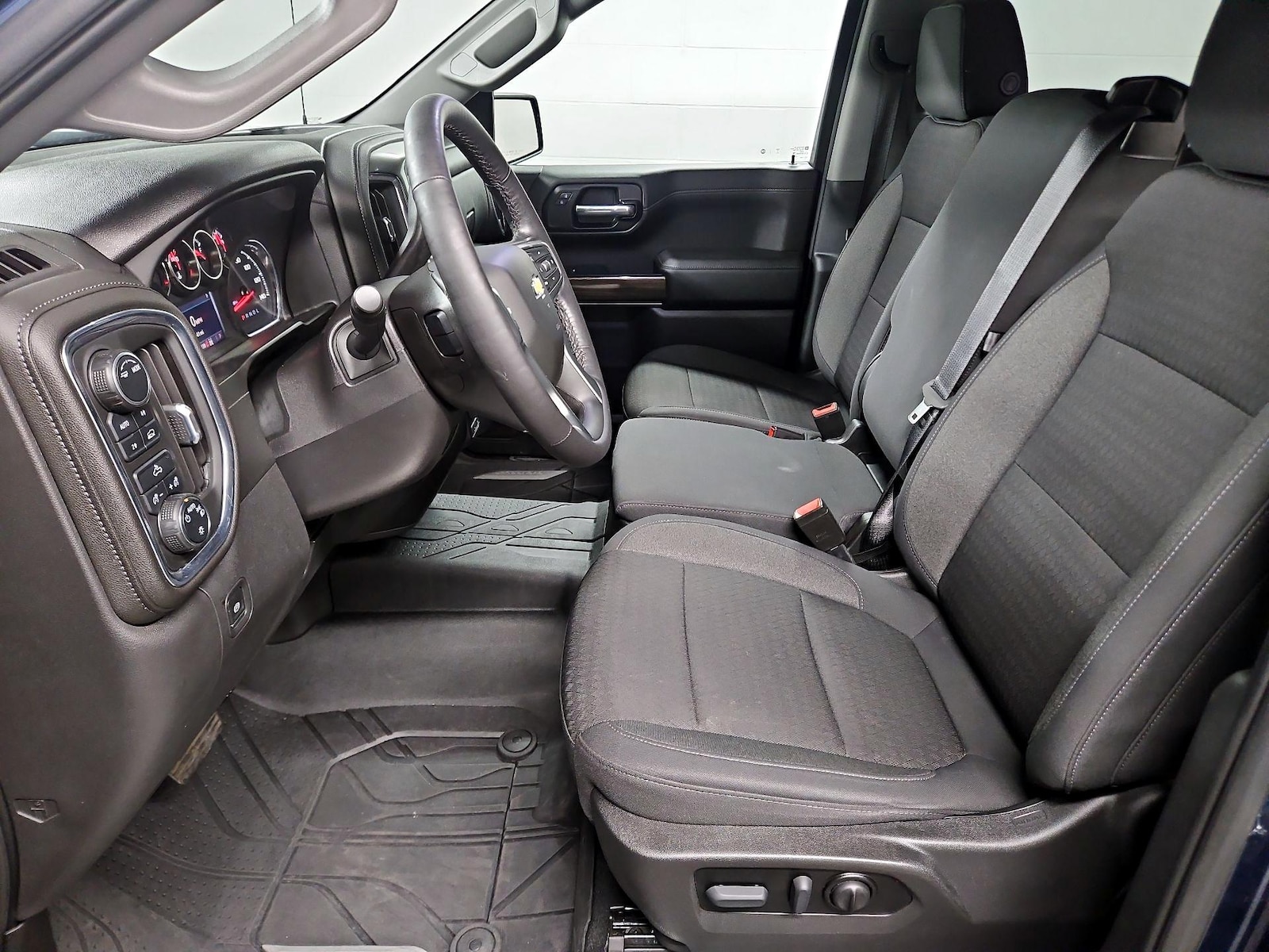 2021 Chevrolet Silverado 1500 LT - Photo 12