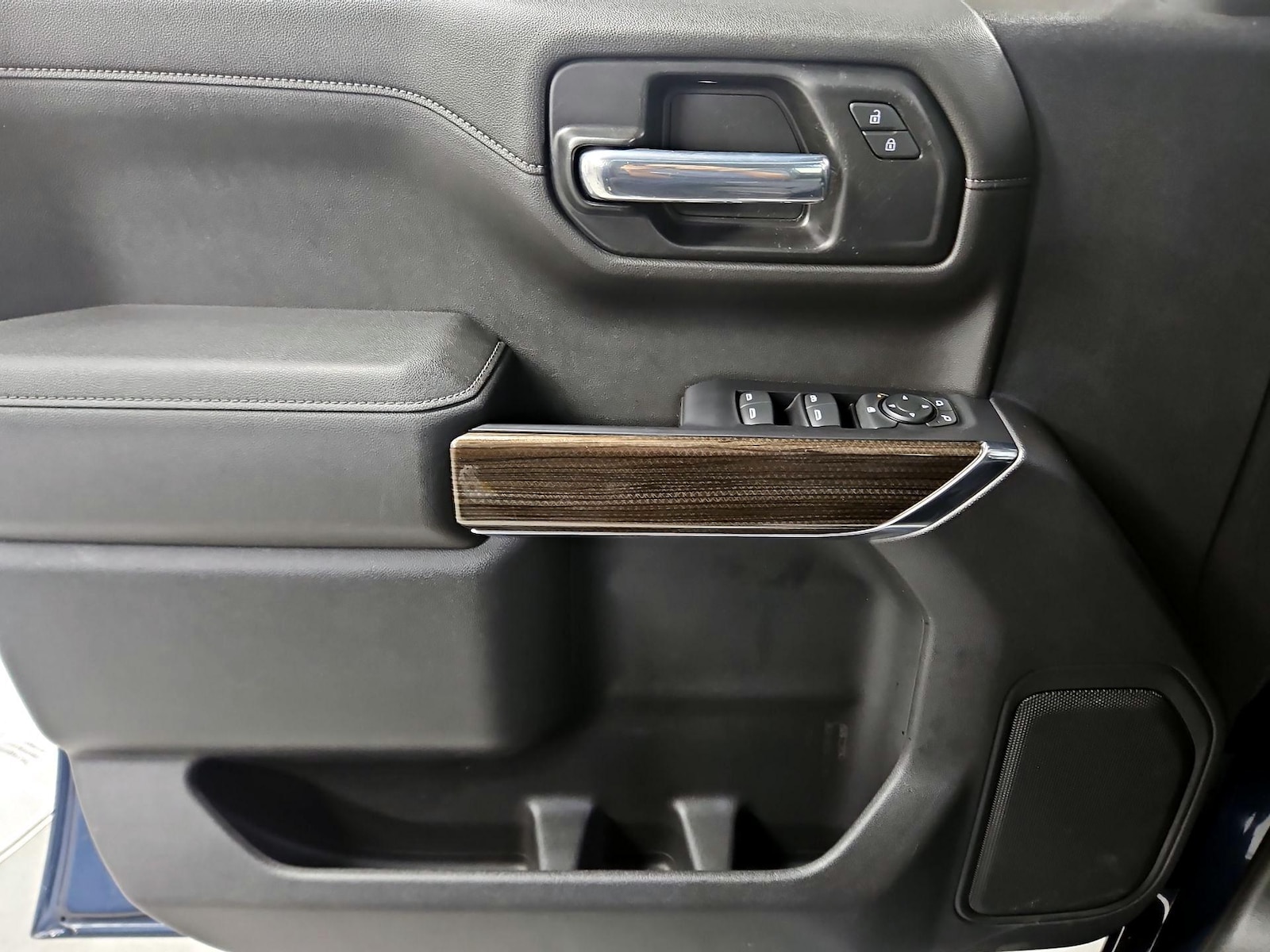 2021 Chevrolet Silverado 1500 LT - Photo 13