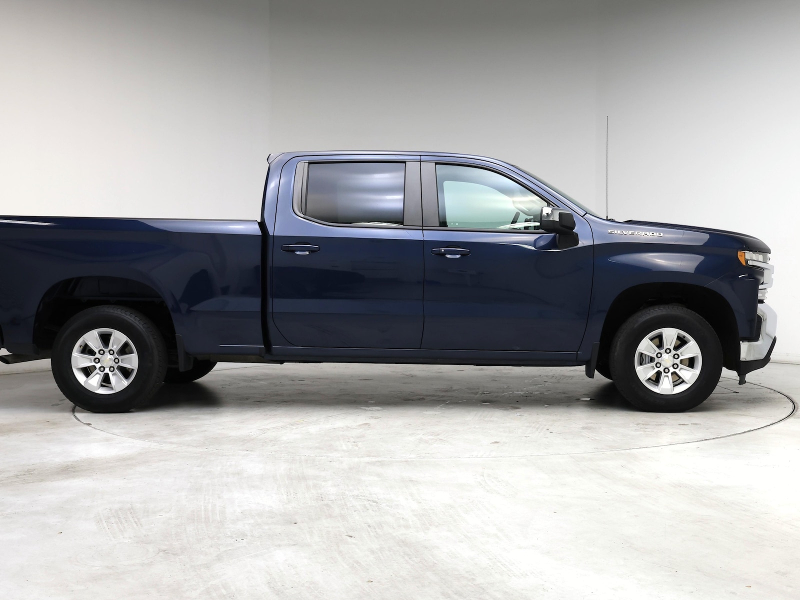2021 Chevrolet Silverado 1500 LT - Photo 8