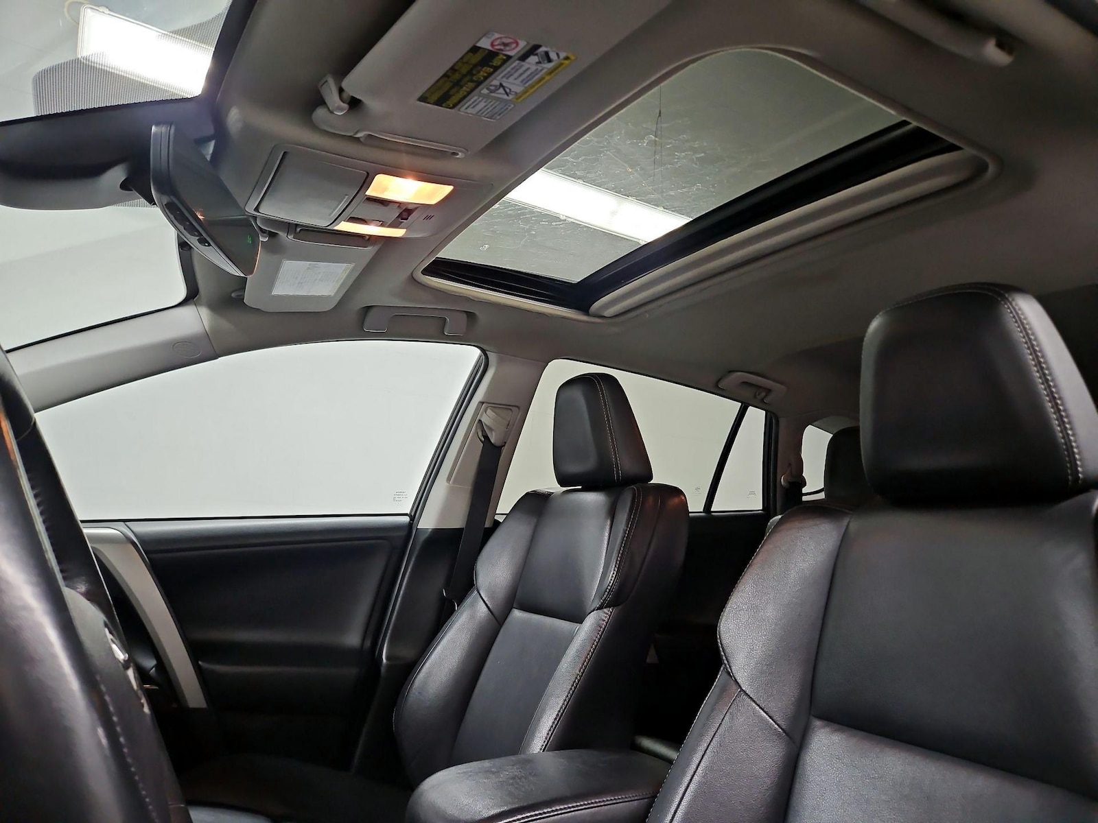 Sunroof(s) & Overhead Airbags