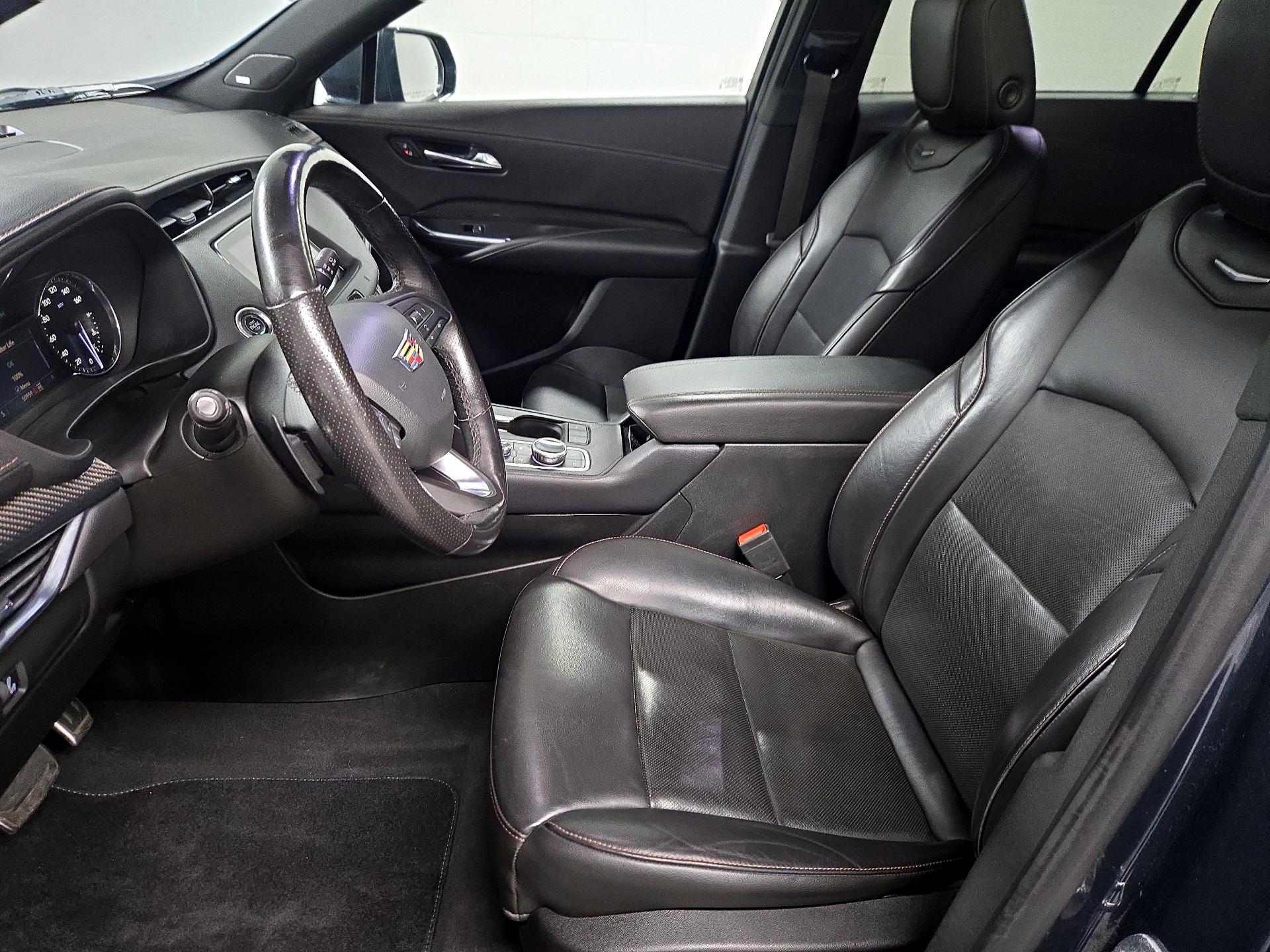 Thumbnail: 2019 Cadillac XT4 - 11