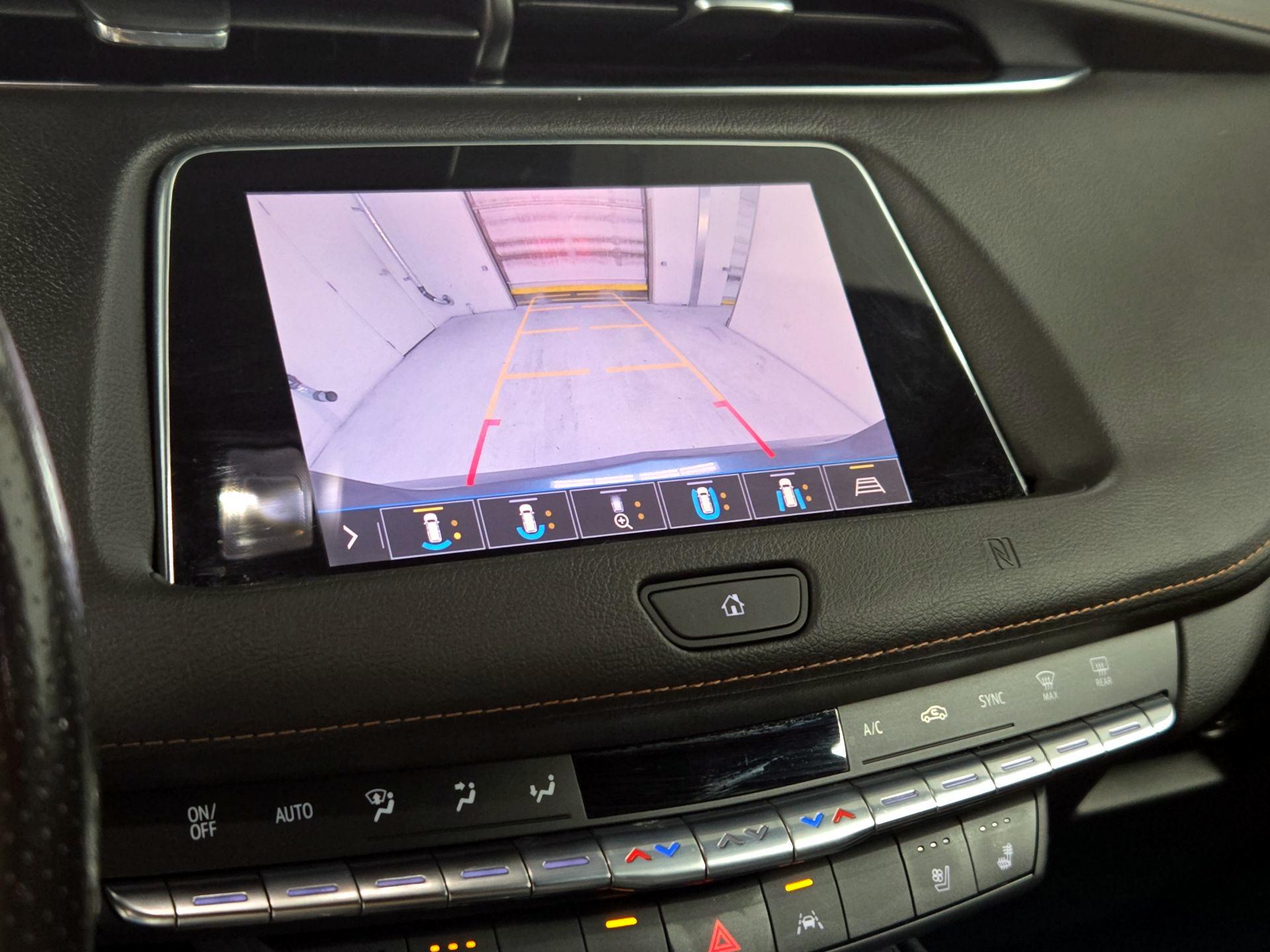 Thumbnail: 2019 Cadillac XT4 - 15