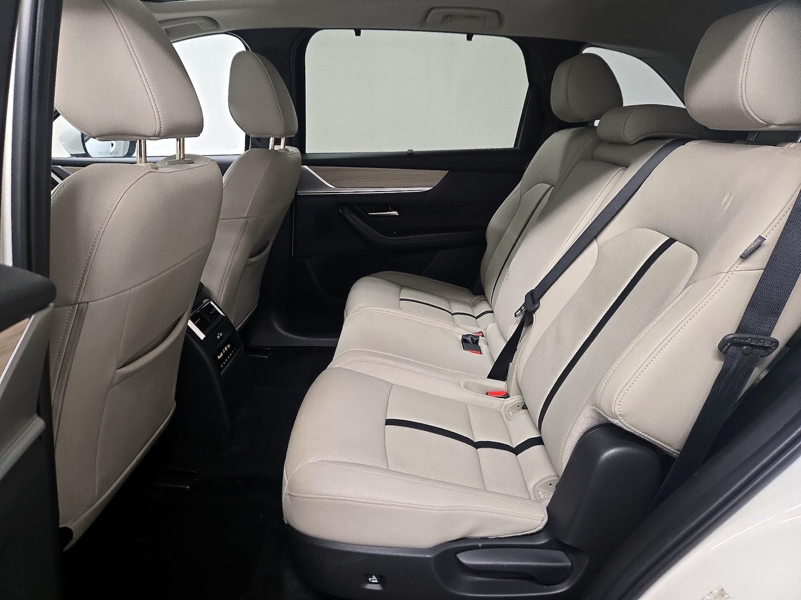 Rear Air Conditioning