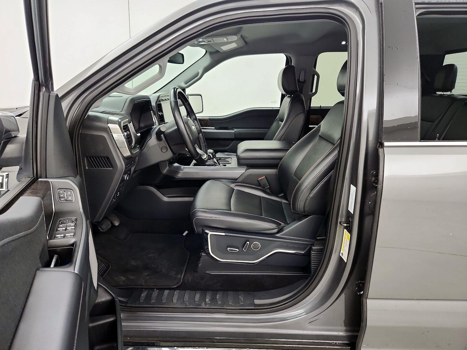 2021 Ford F-150 Lariat - Photo 12