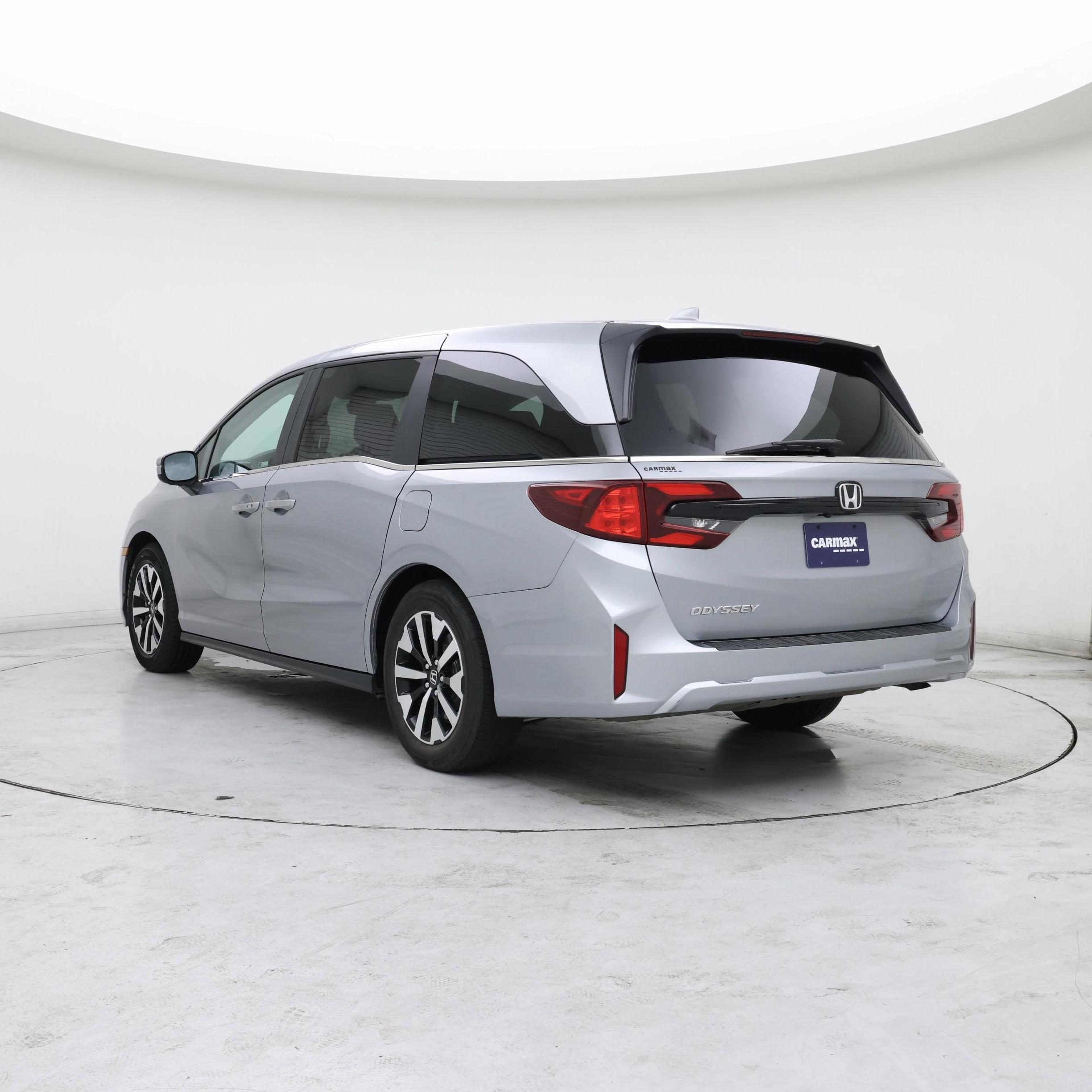 Thumbnail: 2025 Honda Odyssey - 2