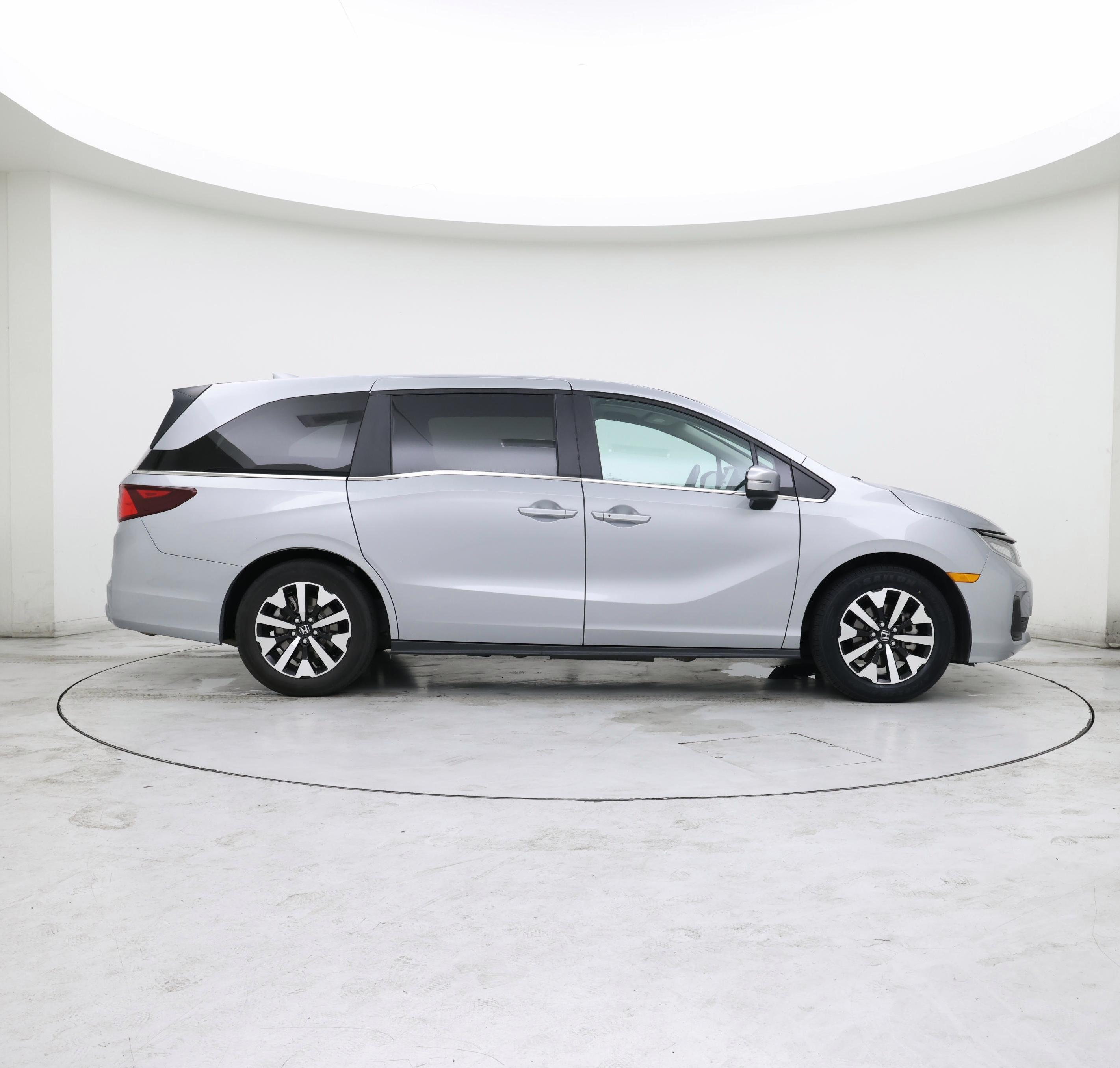 Thumbnail: 2025 Honda Odyssey - 7